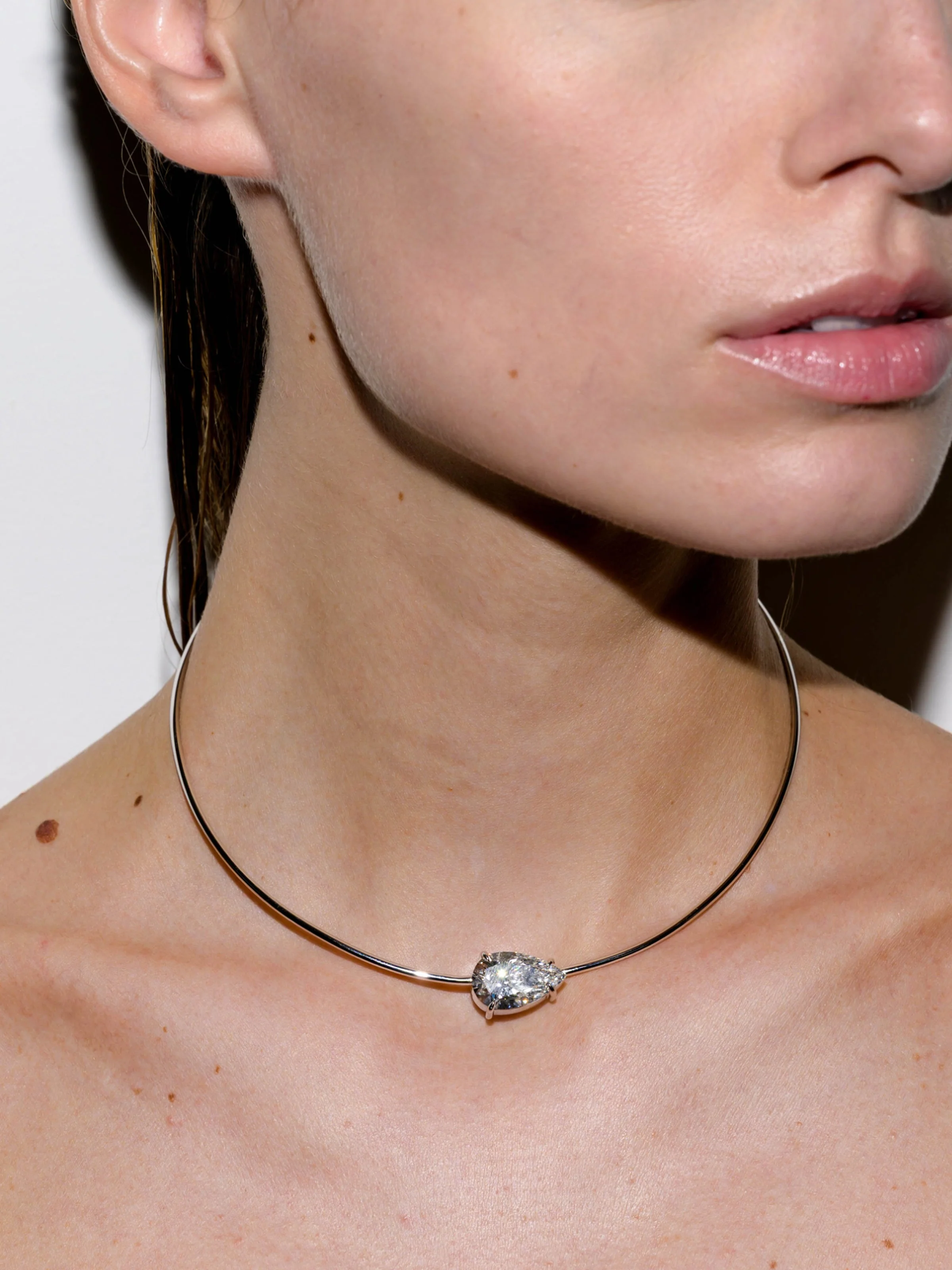 Dorsey - 14K ROWE PEAR - CUT COLLAR IN 7 CTS LAB DIAMOND - Image 3