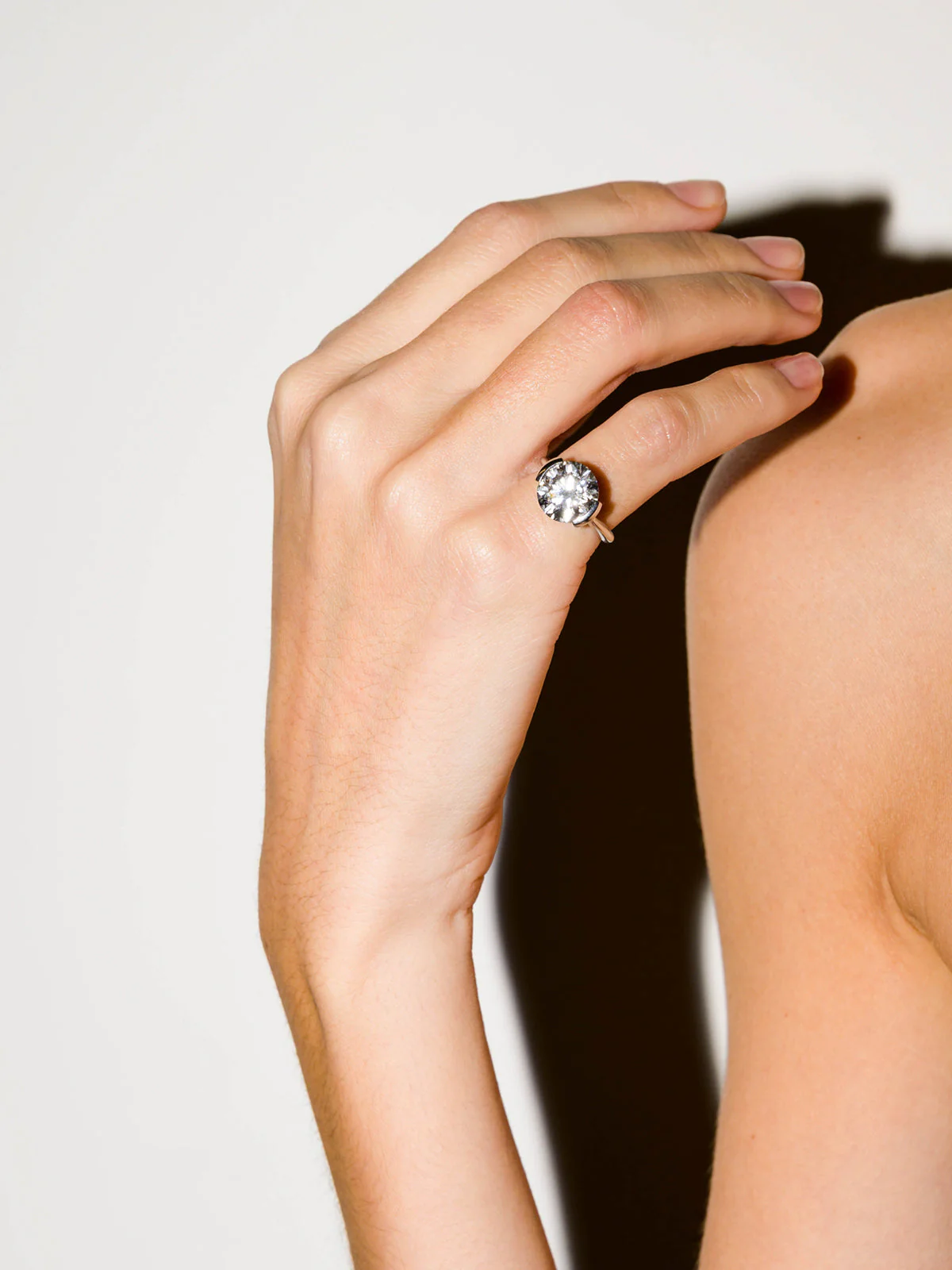 Dorsey - 14K INES ROUND - CUT RING IN LAB DIAMOND - Image 4