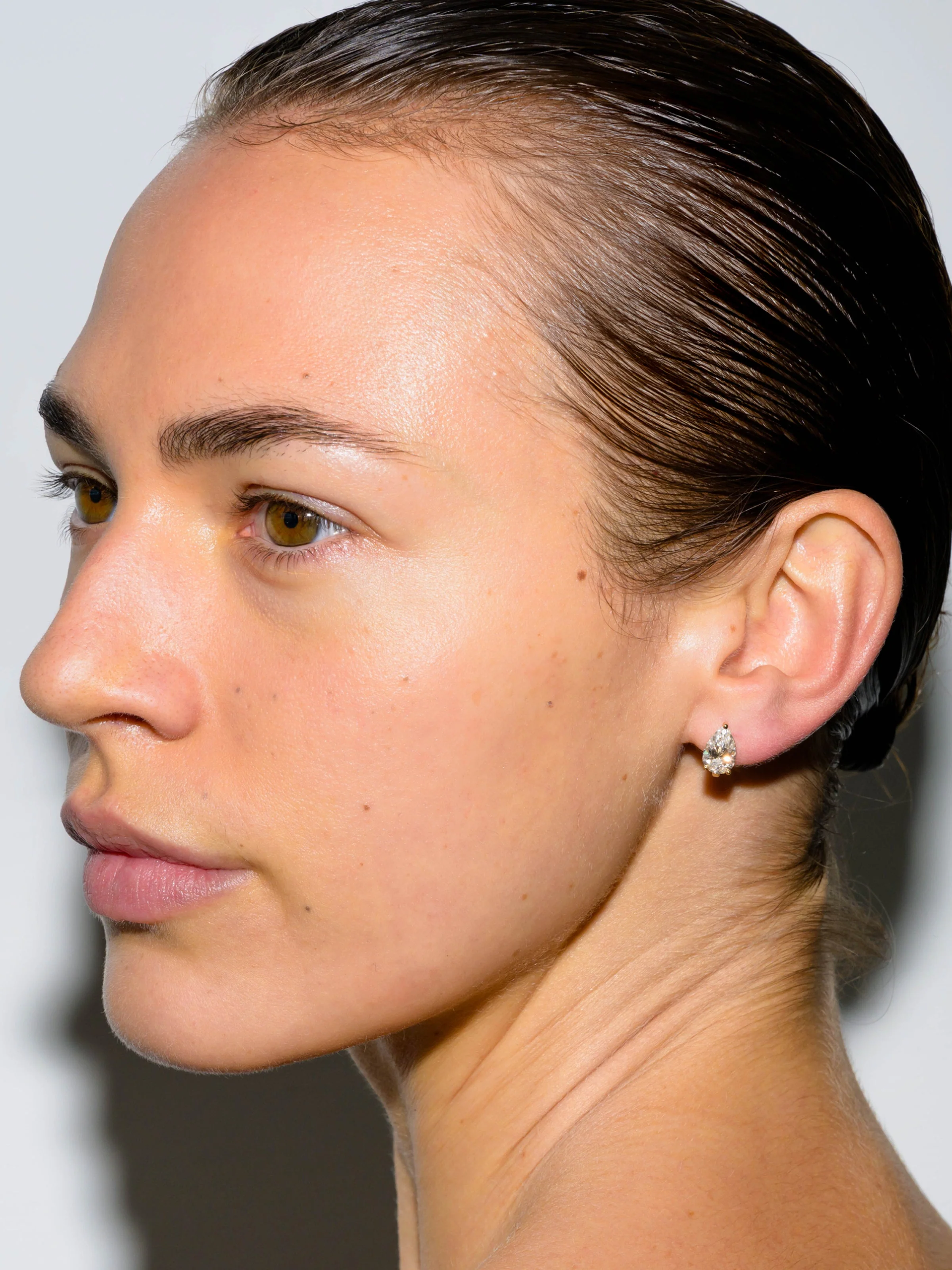 Dorsey - 14K OVERSIZED PEAR - CUT HUGGIE EARRING IN LAB DIAMOND - Image 3