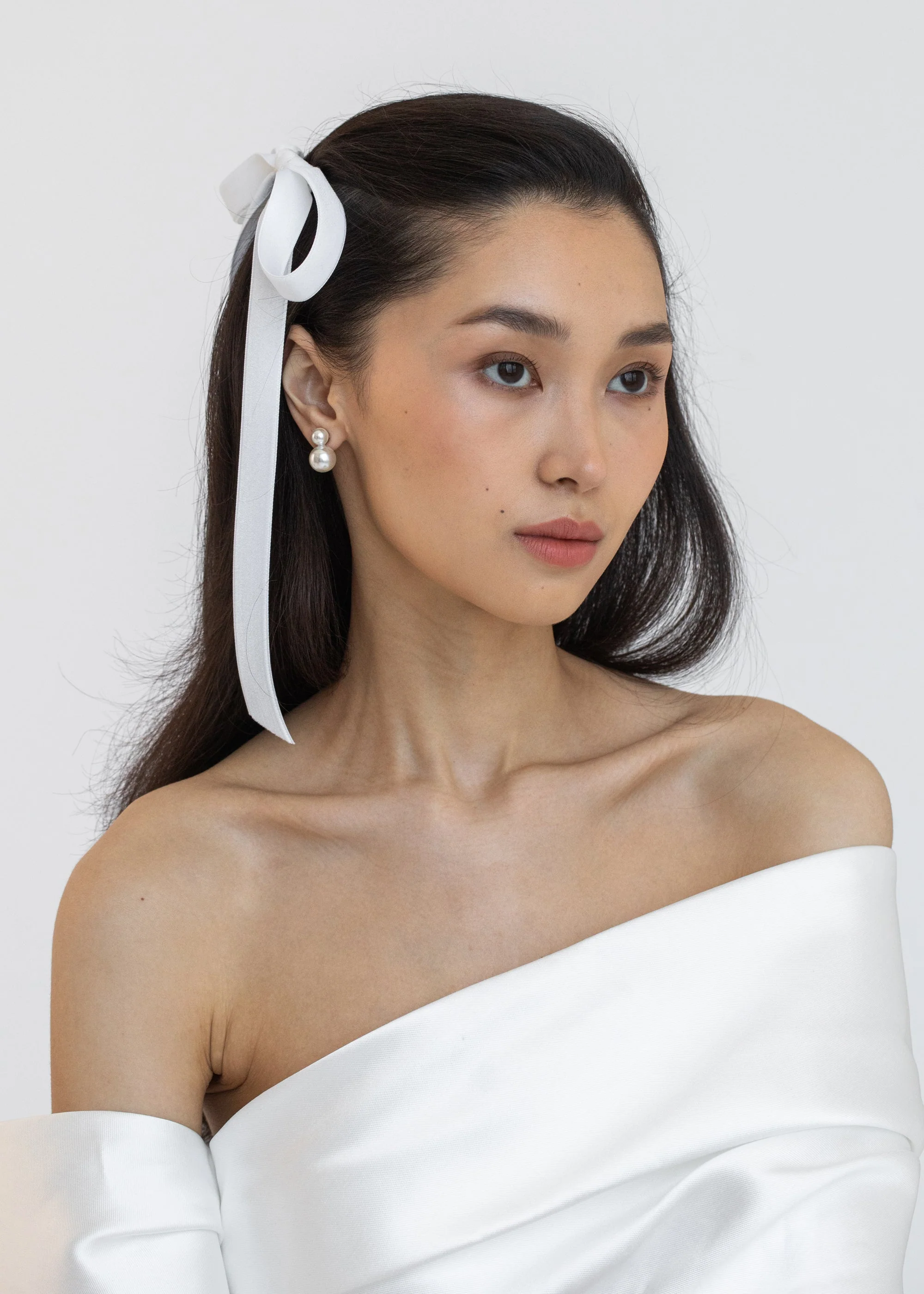Jennifer Behr - Aida Velvet Bow Barrette - Image 2