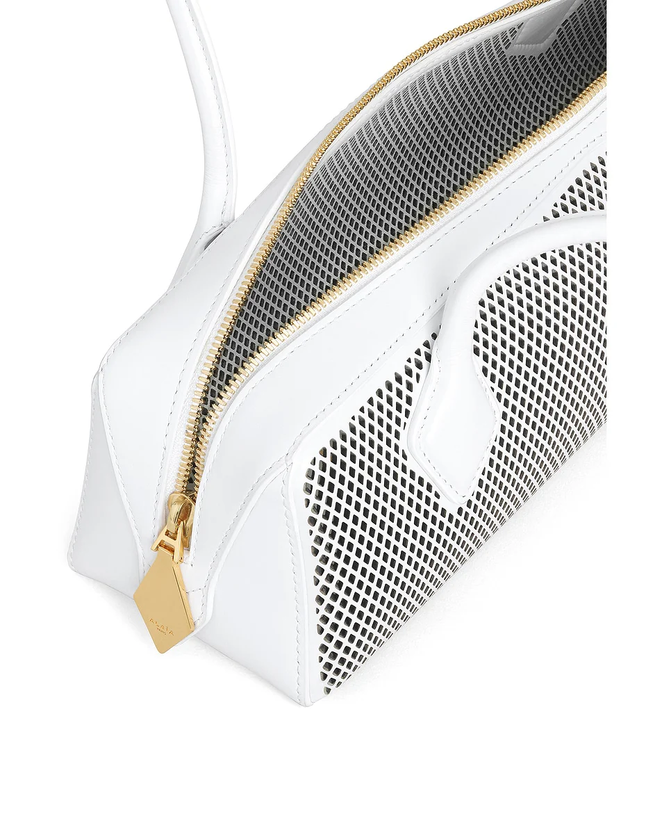 ALAÏA Le Teckel Medium Bag in Blanc Optique - Image 3