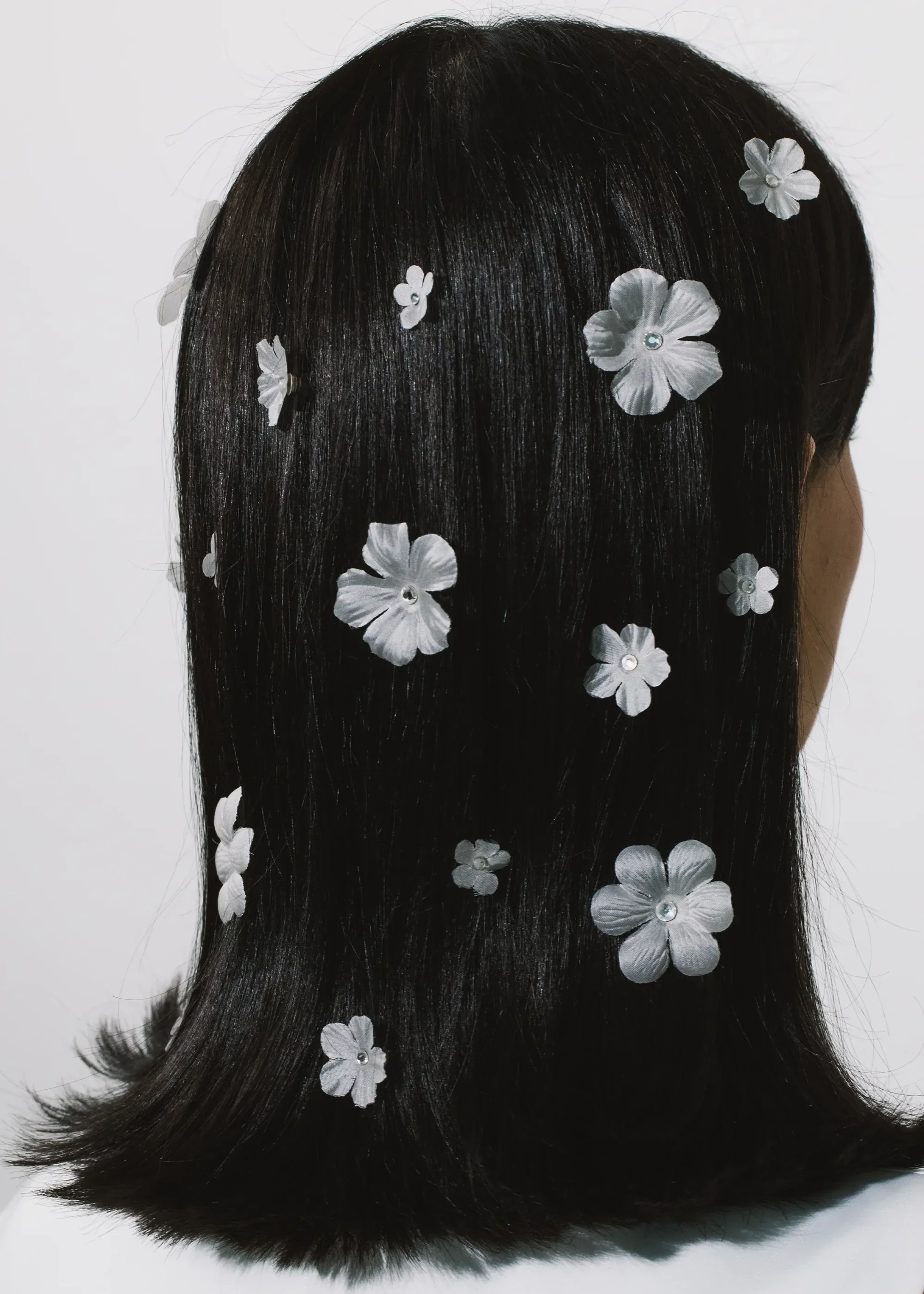 Jennifer Behr - Anemone Hair Magnet Set - Image 2