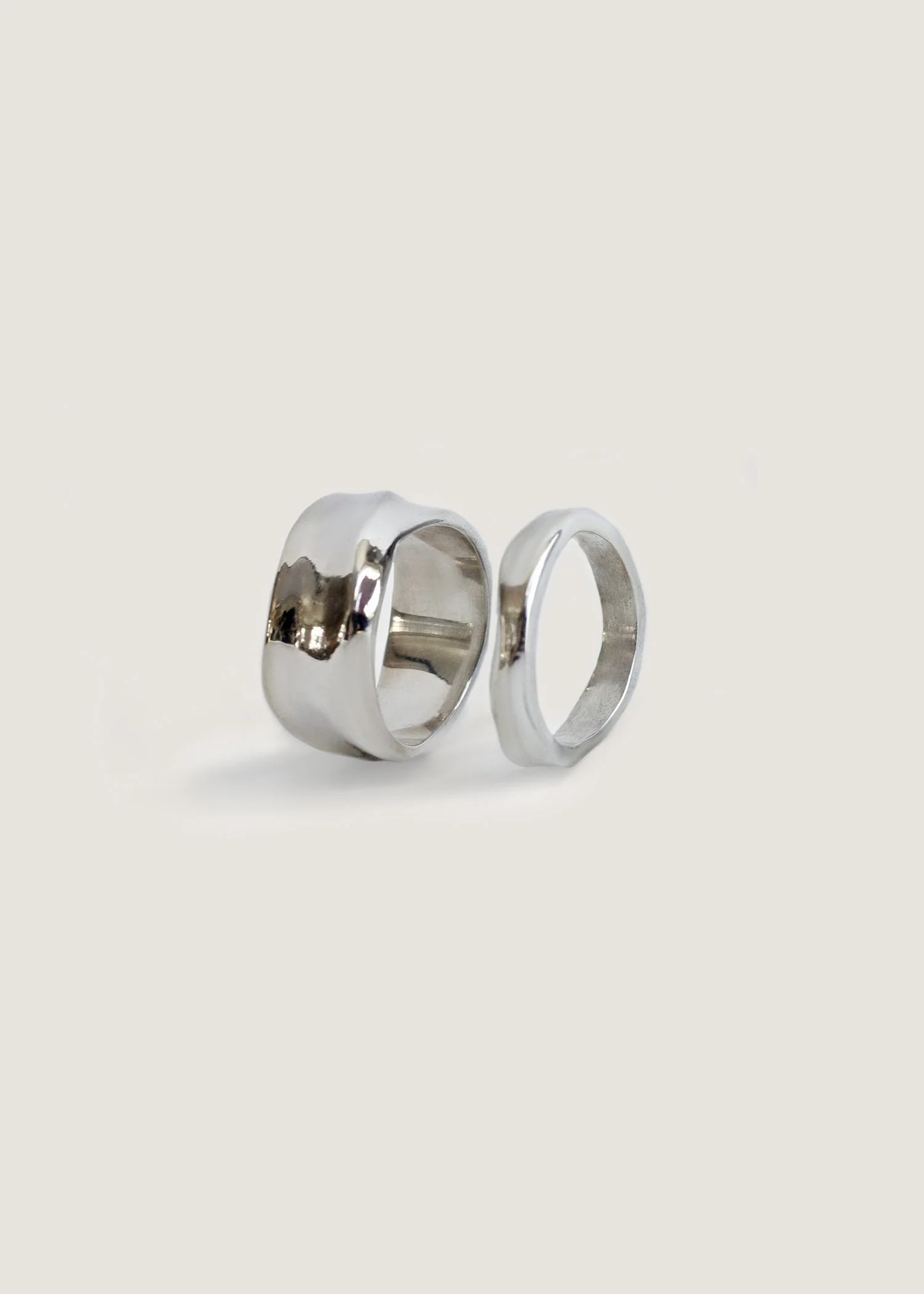 Kinn - Athena Sculptural Ring Stack Silver - Image 3