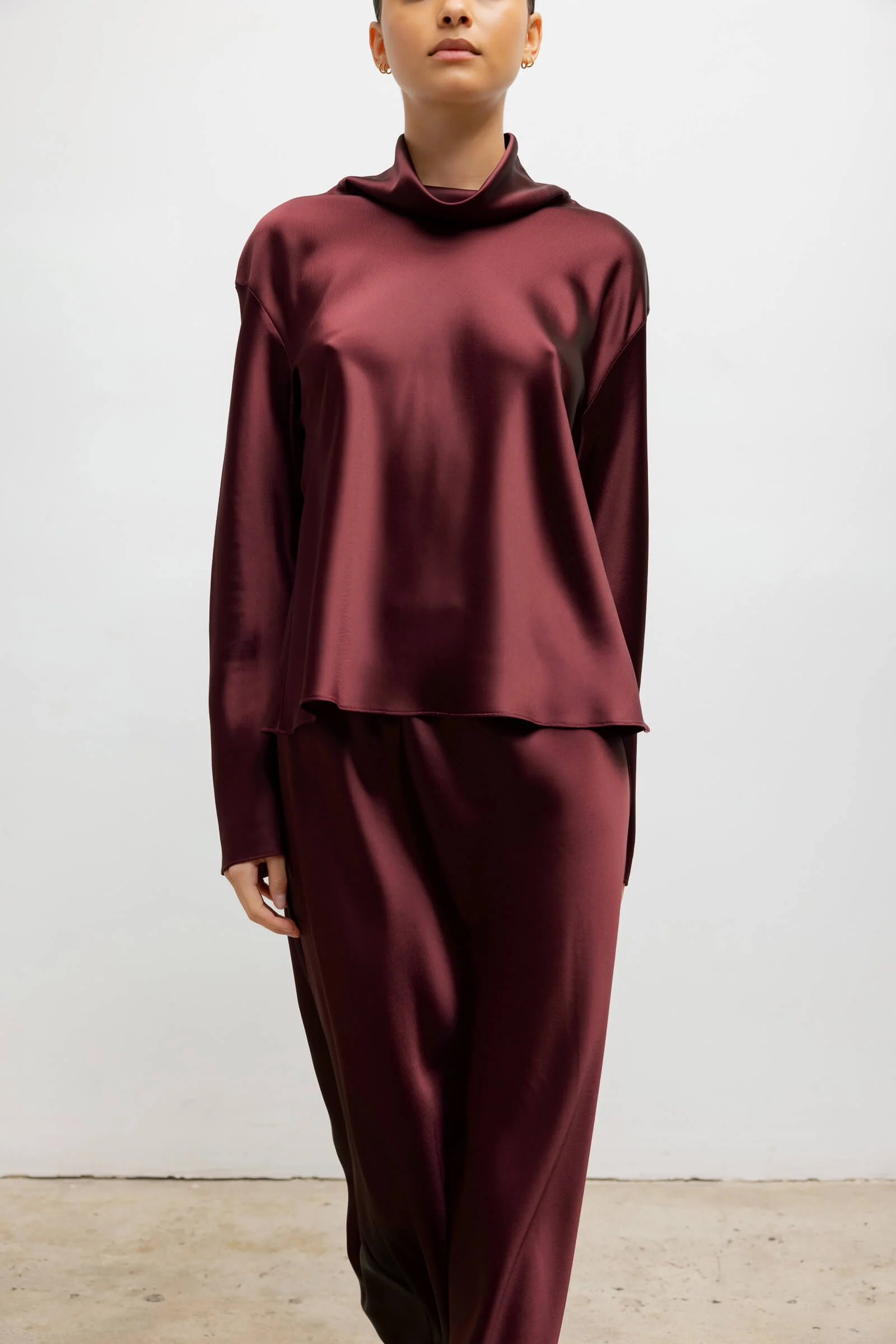 Leset - Barb Long Sleeve Cowl - Image 5