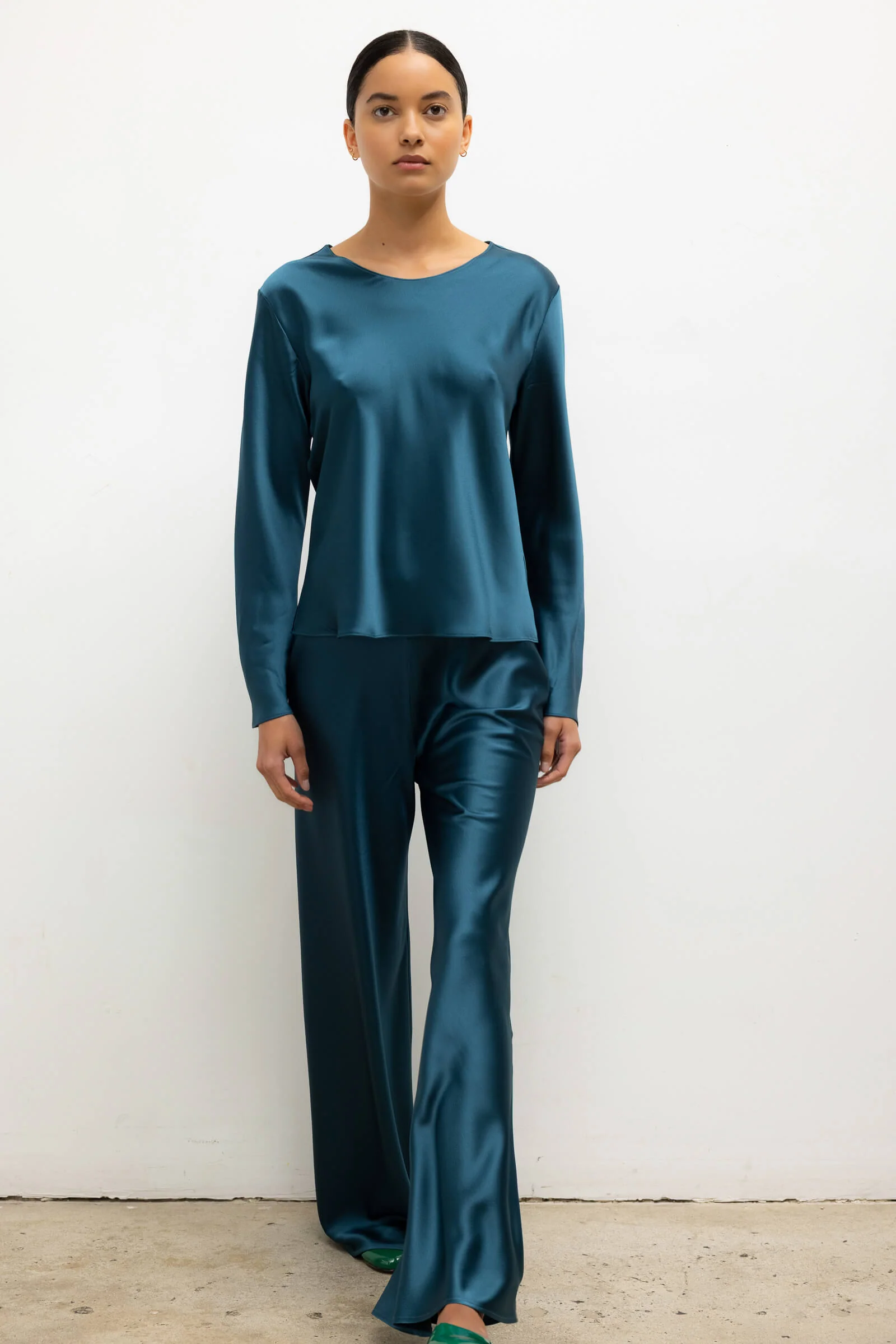 Leset - Barb Long Sleeve Crew - Image 4