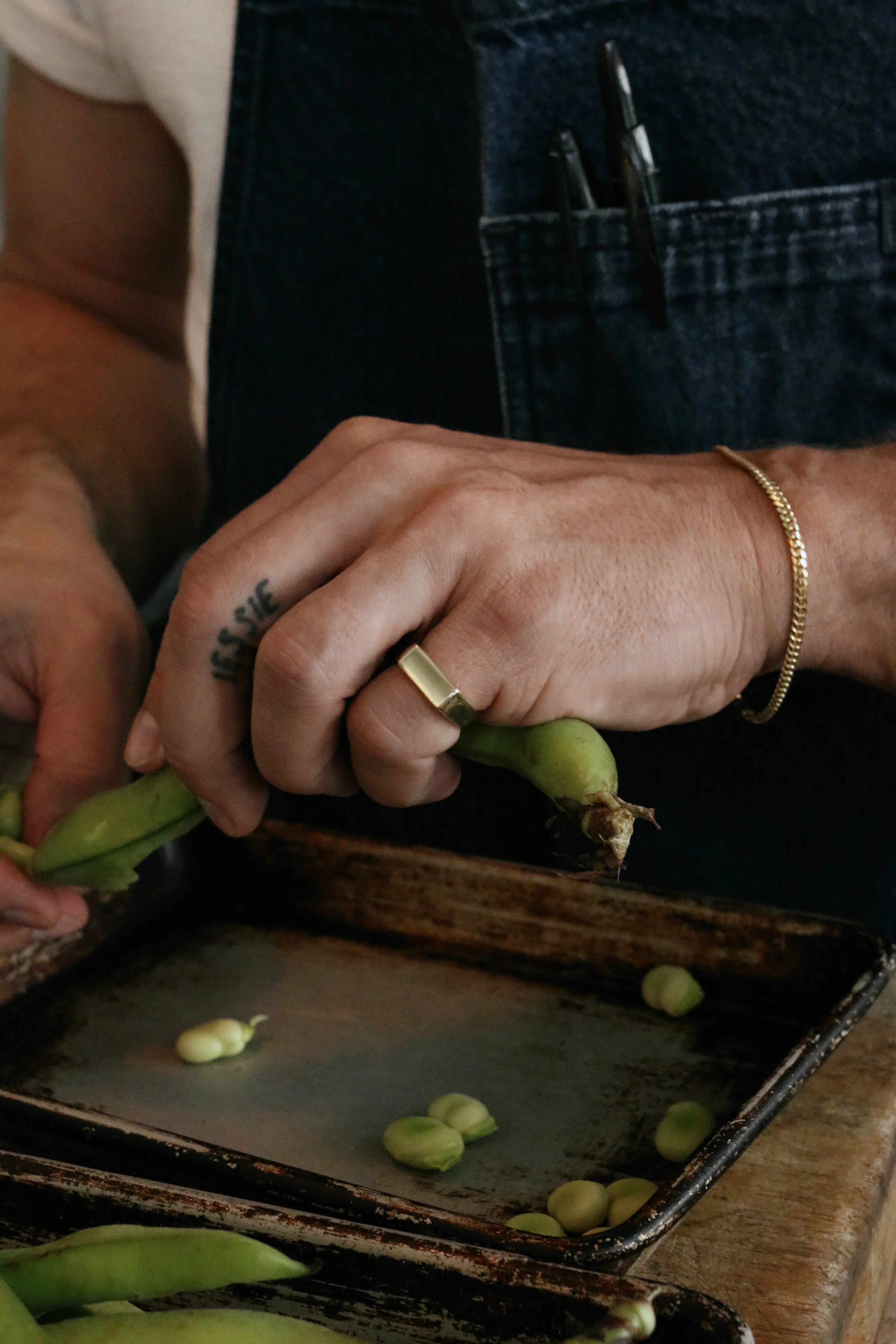 Kinn - Men's Benedict Signet Ring - Image 2