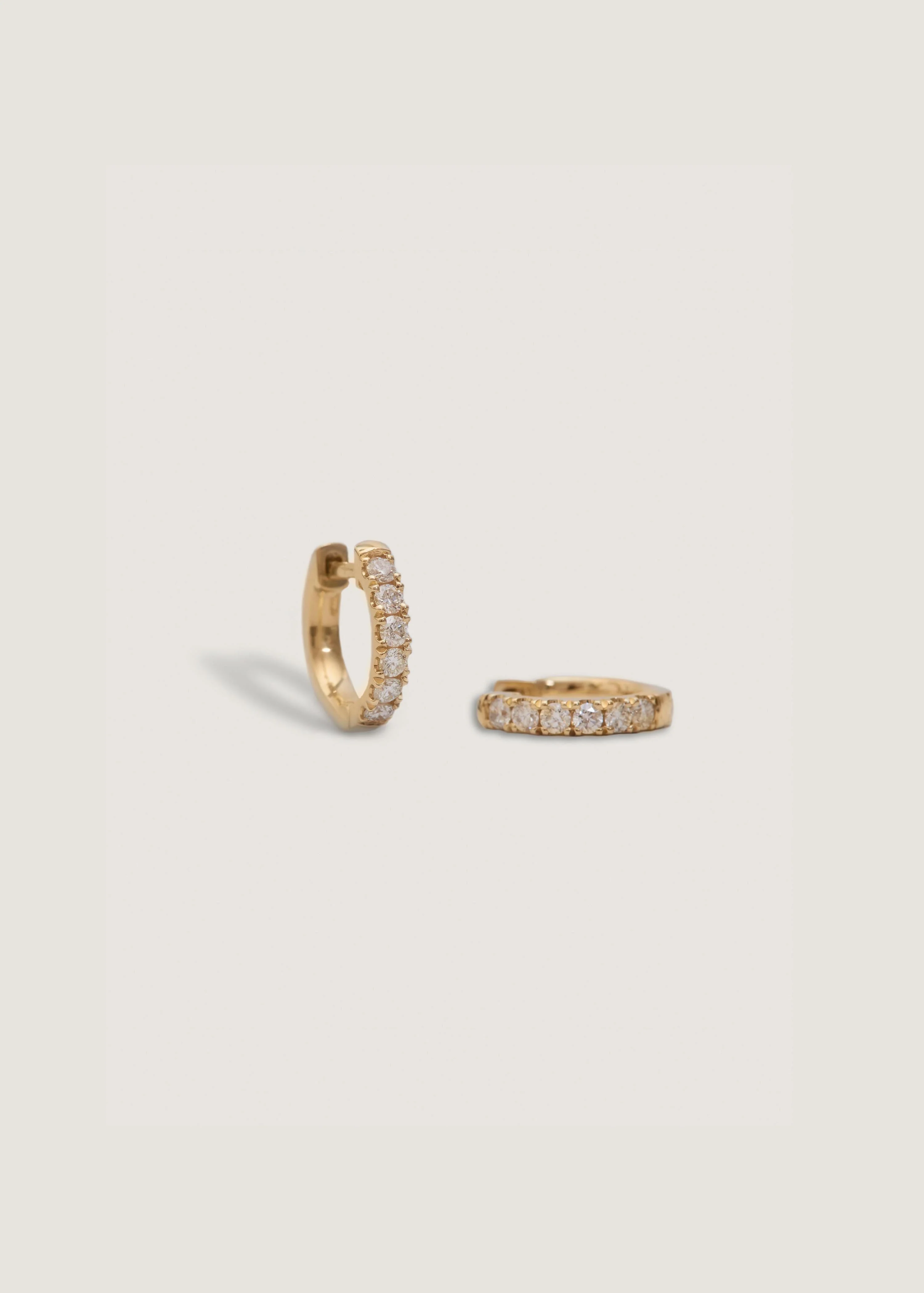 Kinn - Bold Pavé Huggie Earrings Diamond - Image 4