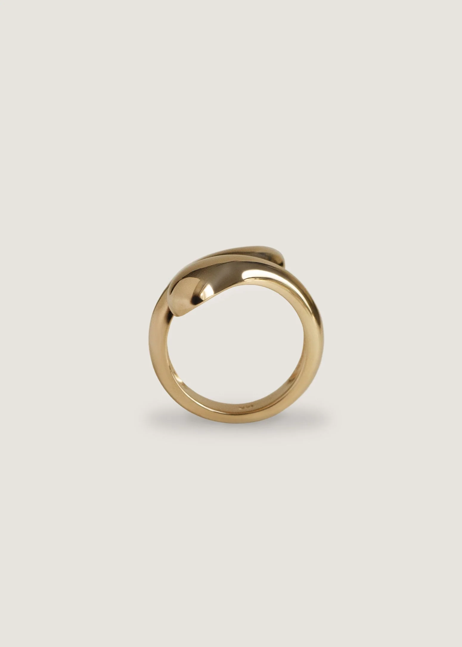 Kinn - Bold Willow Wrap Around Ring Gold - Image 6