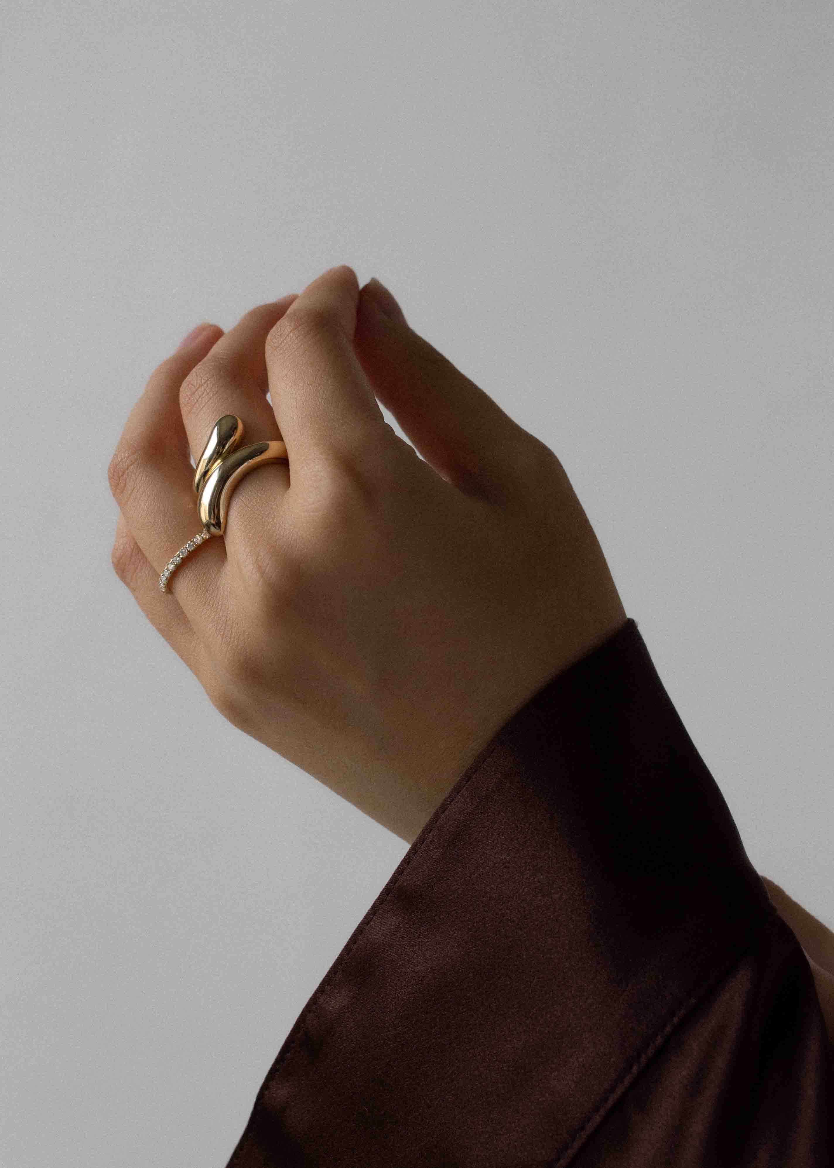 Kinn - Bold Willow Wrap Around Ring Gold - Image 7
