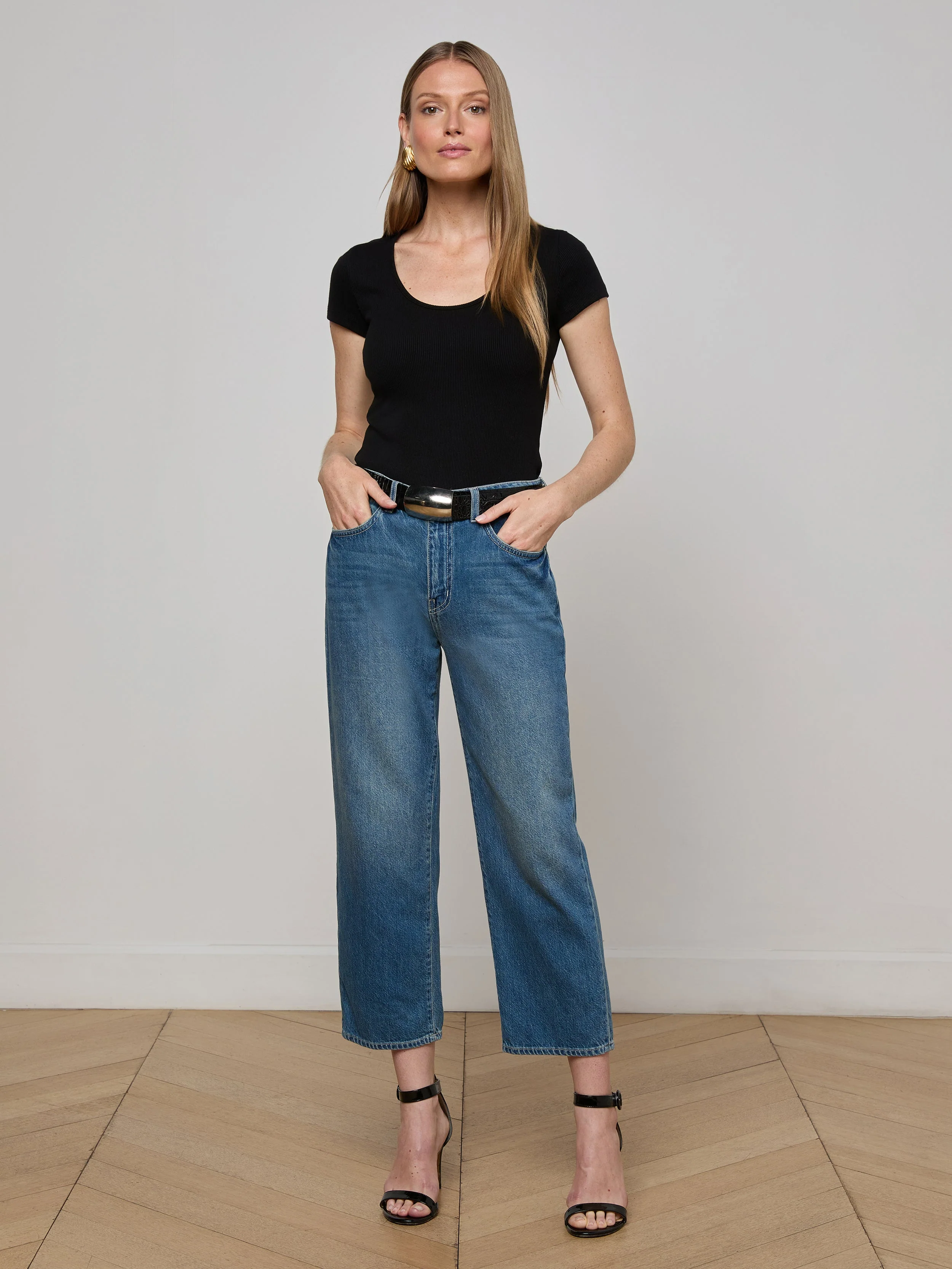L'AGENCE - Brynlee Scoopneck Tee - Image 3