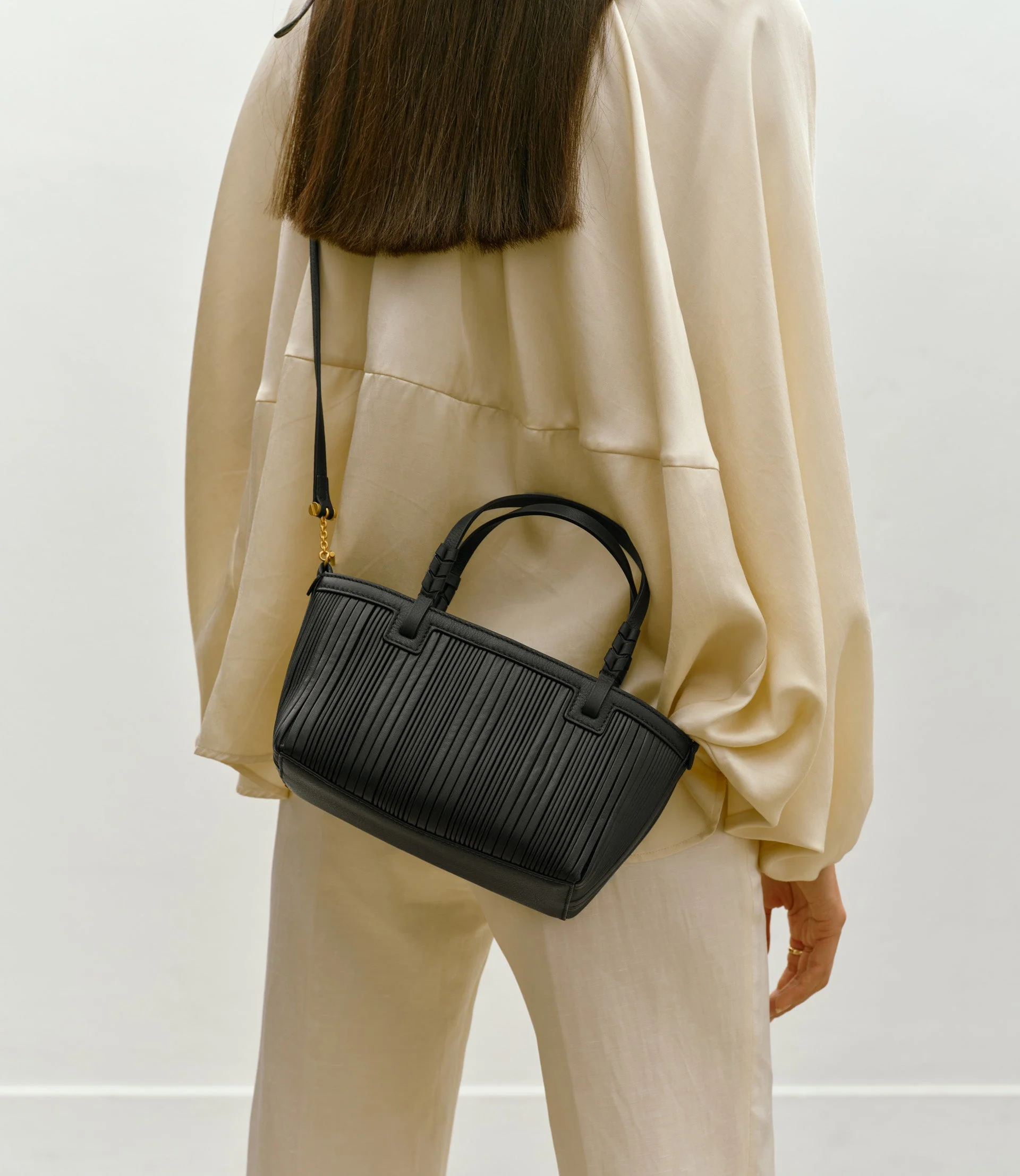 Metier - Cala 21 Venezia Plisse Black - Image 2