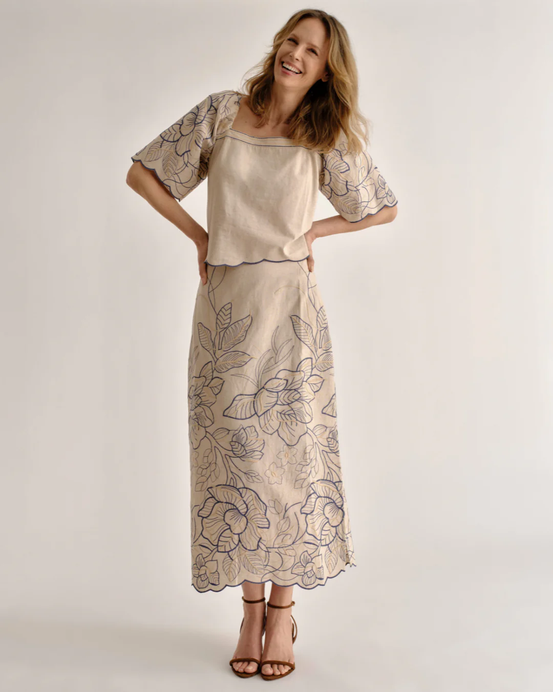 Cartolina - Bryn Top - Natural Linen - Image 2