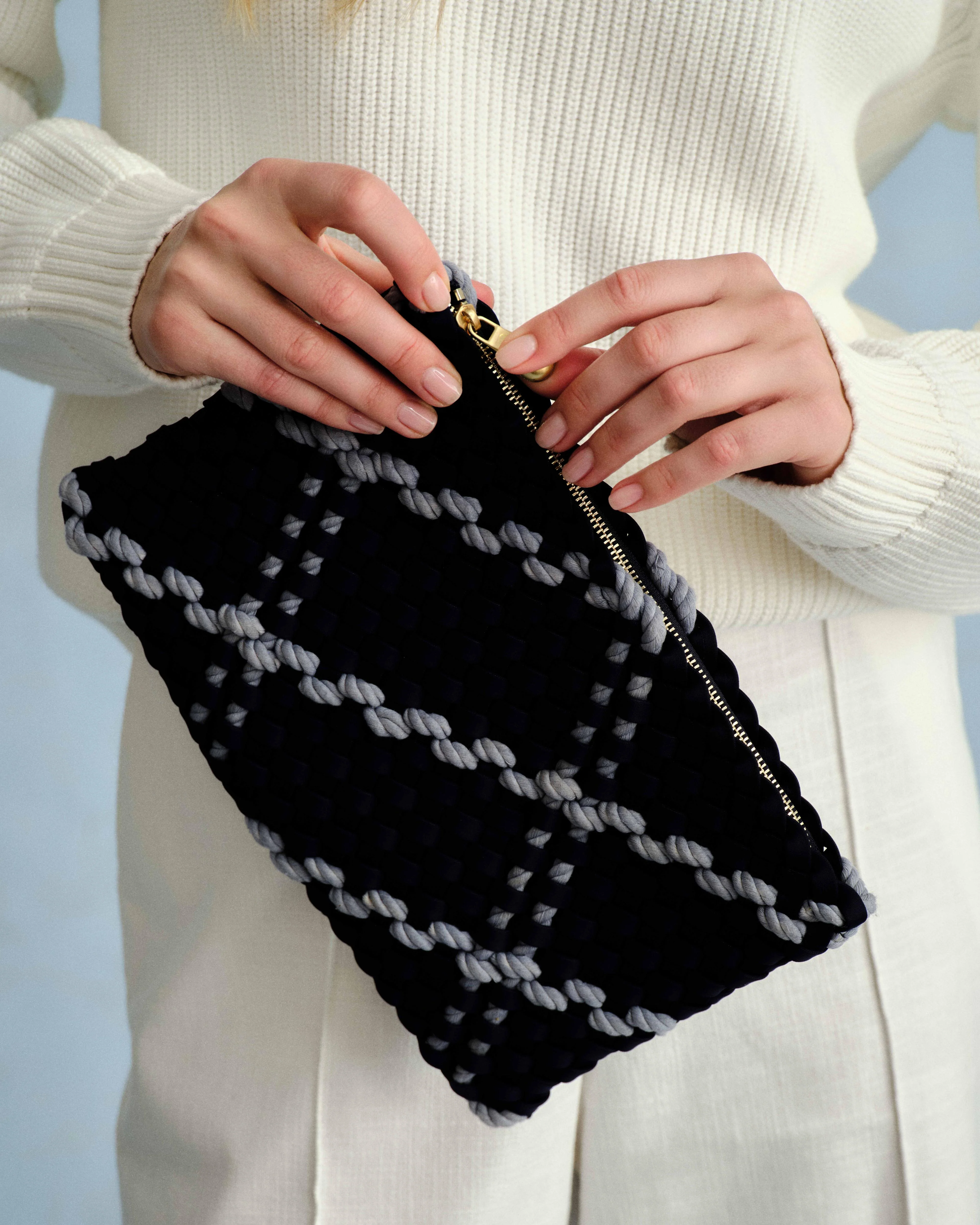 Cartolina - Naghedi Saline Pouch Rope - Image 2
