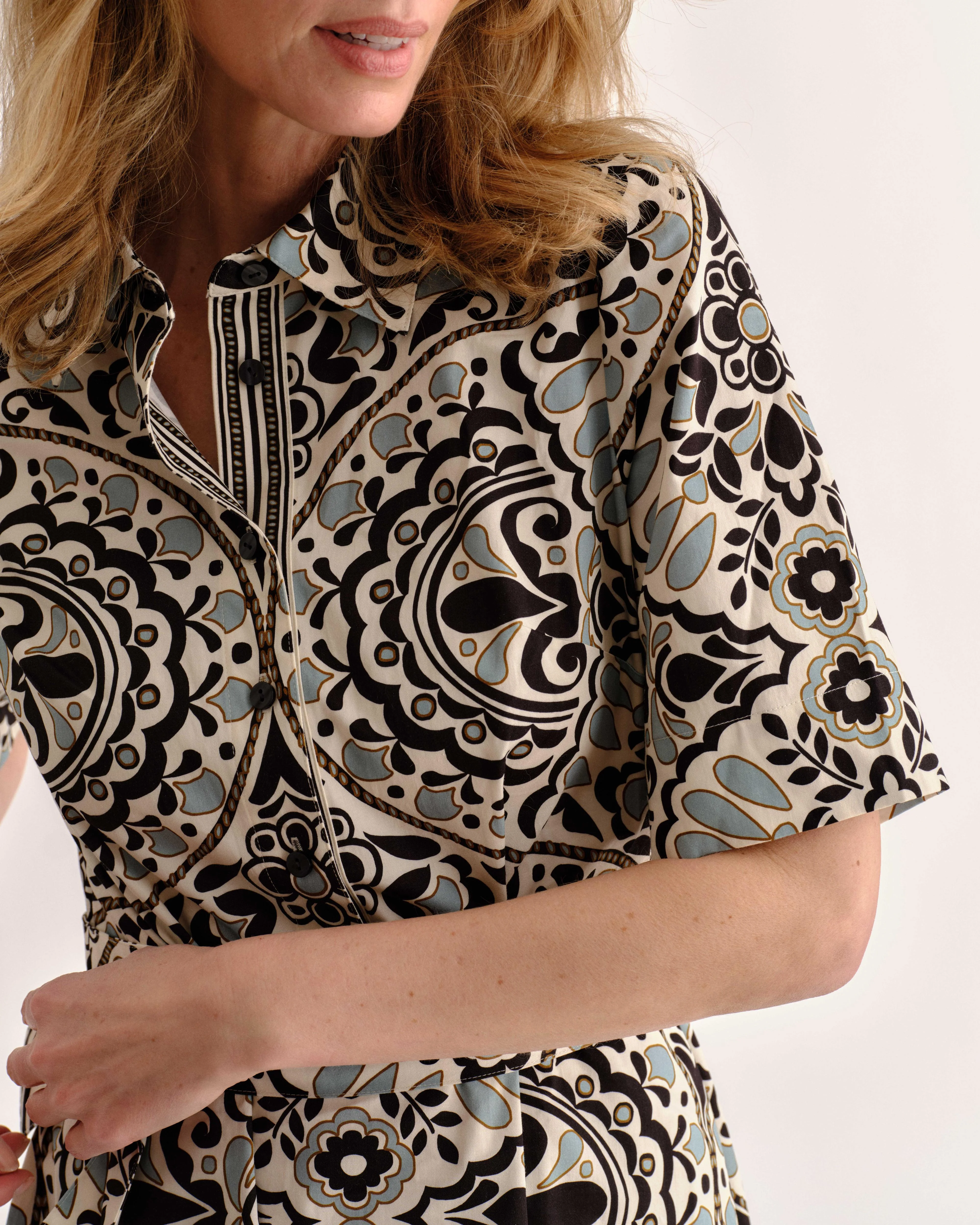 Cartolina - SP26 Cara Shirtdress - Flor Medallion Tidal Pool - Image 5