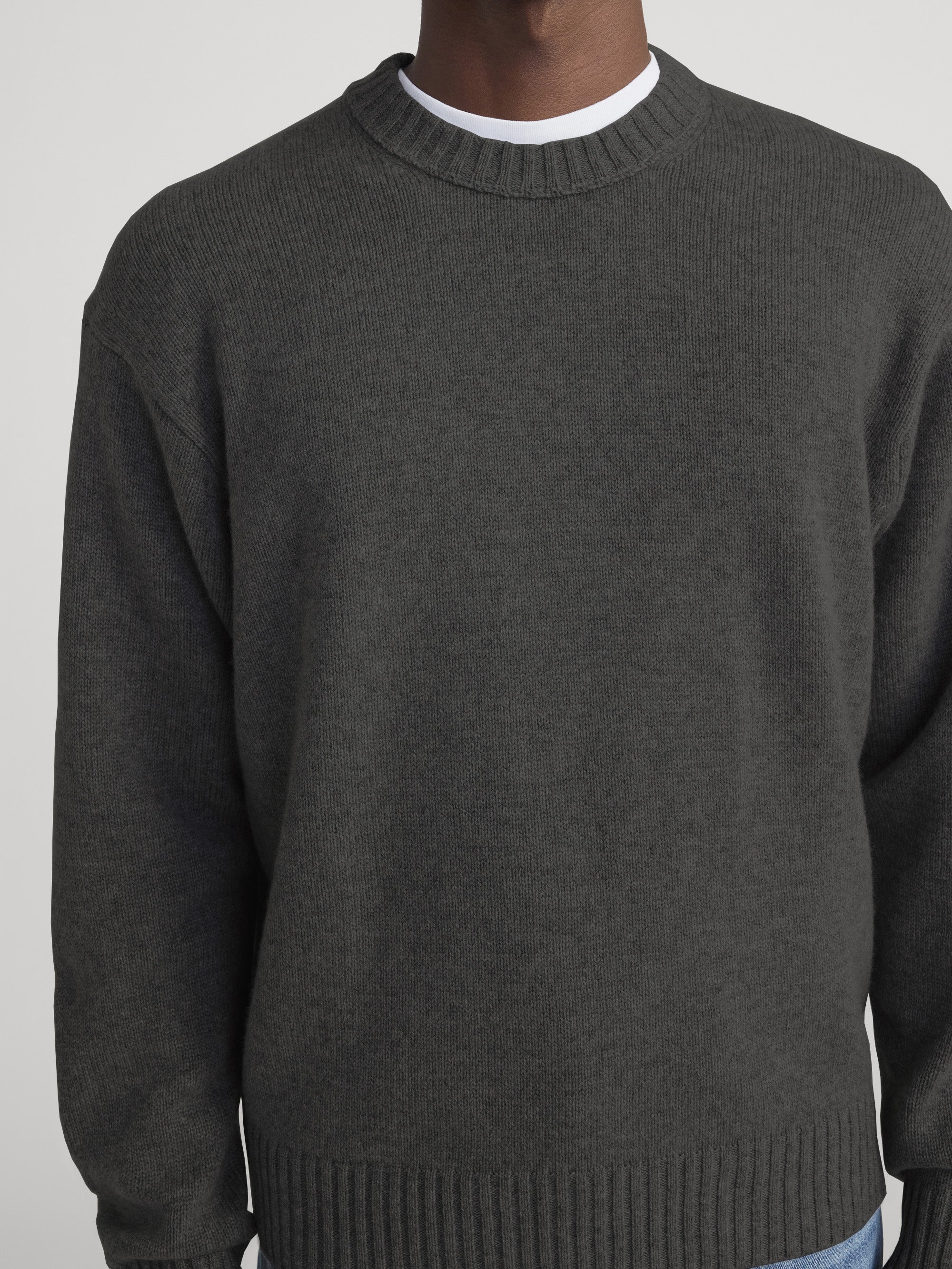 FRAME - Cashmere Crewneck Sweater - Image 4