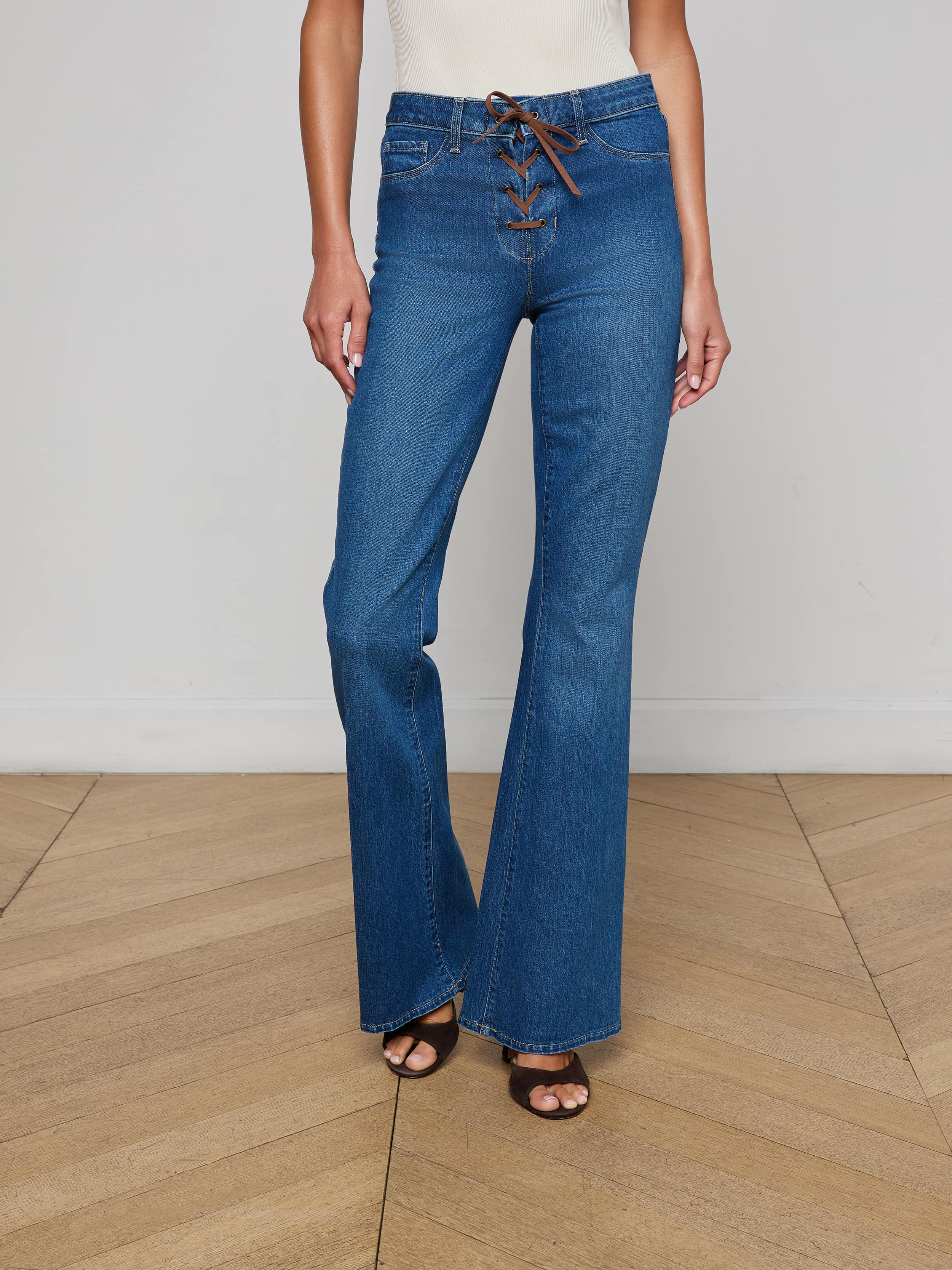 L'AGENCE - Charis Lace - Up Jean - Image 9