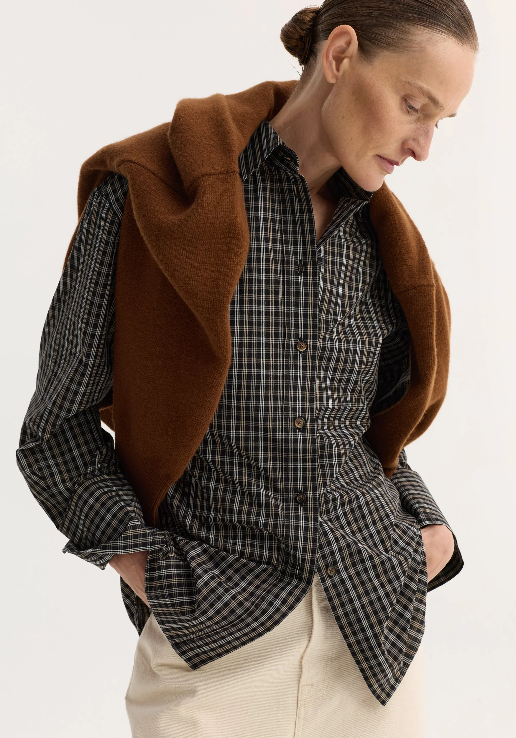 ROHE - Checked shaped shirt | black / brown check - Image 4