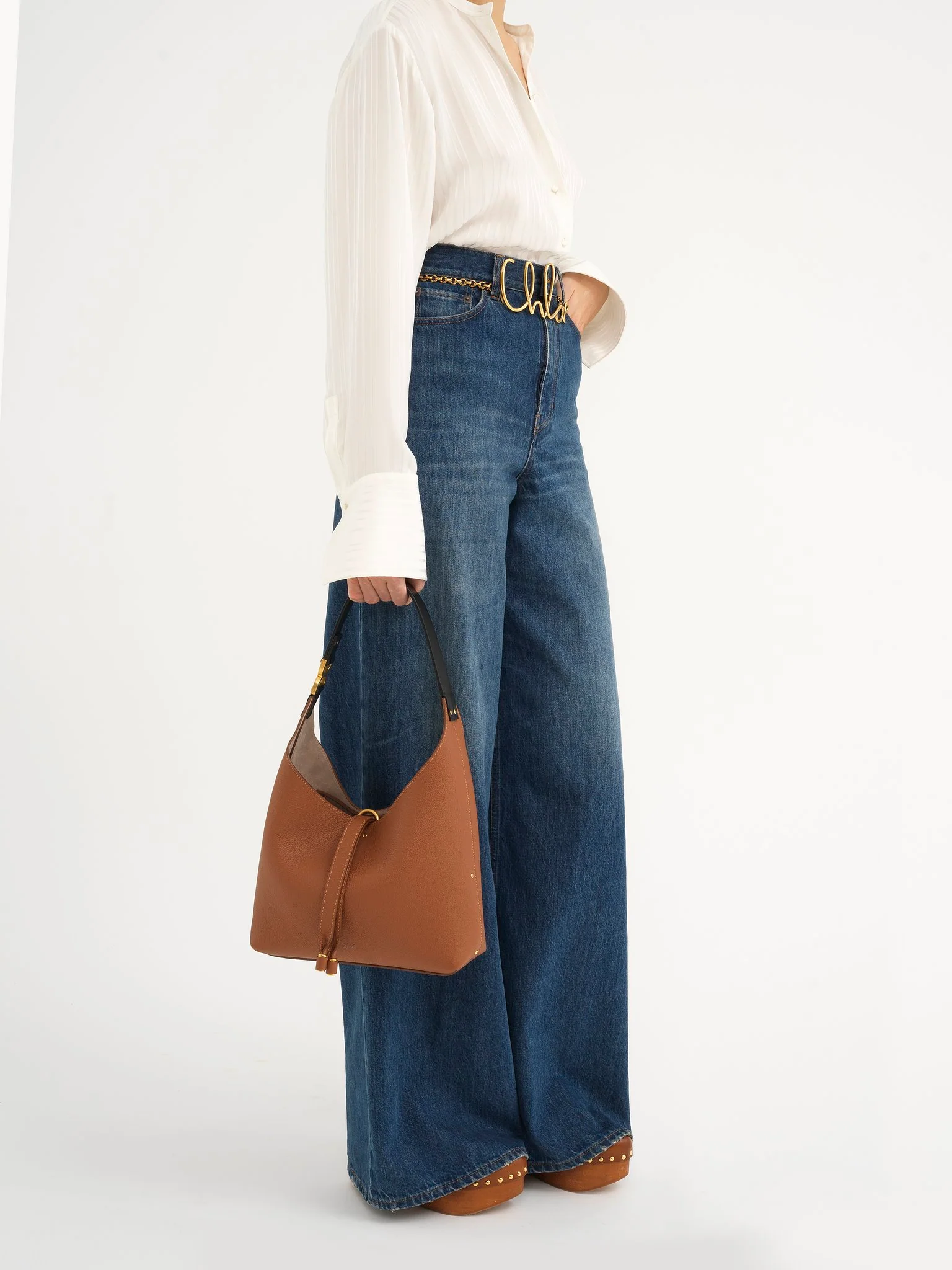 Chloé - Small Marcie hobo bag in grained leather - Image 3