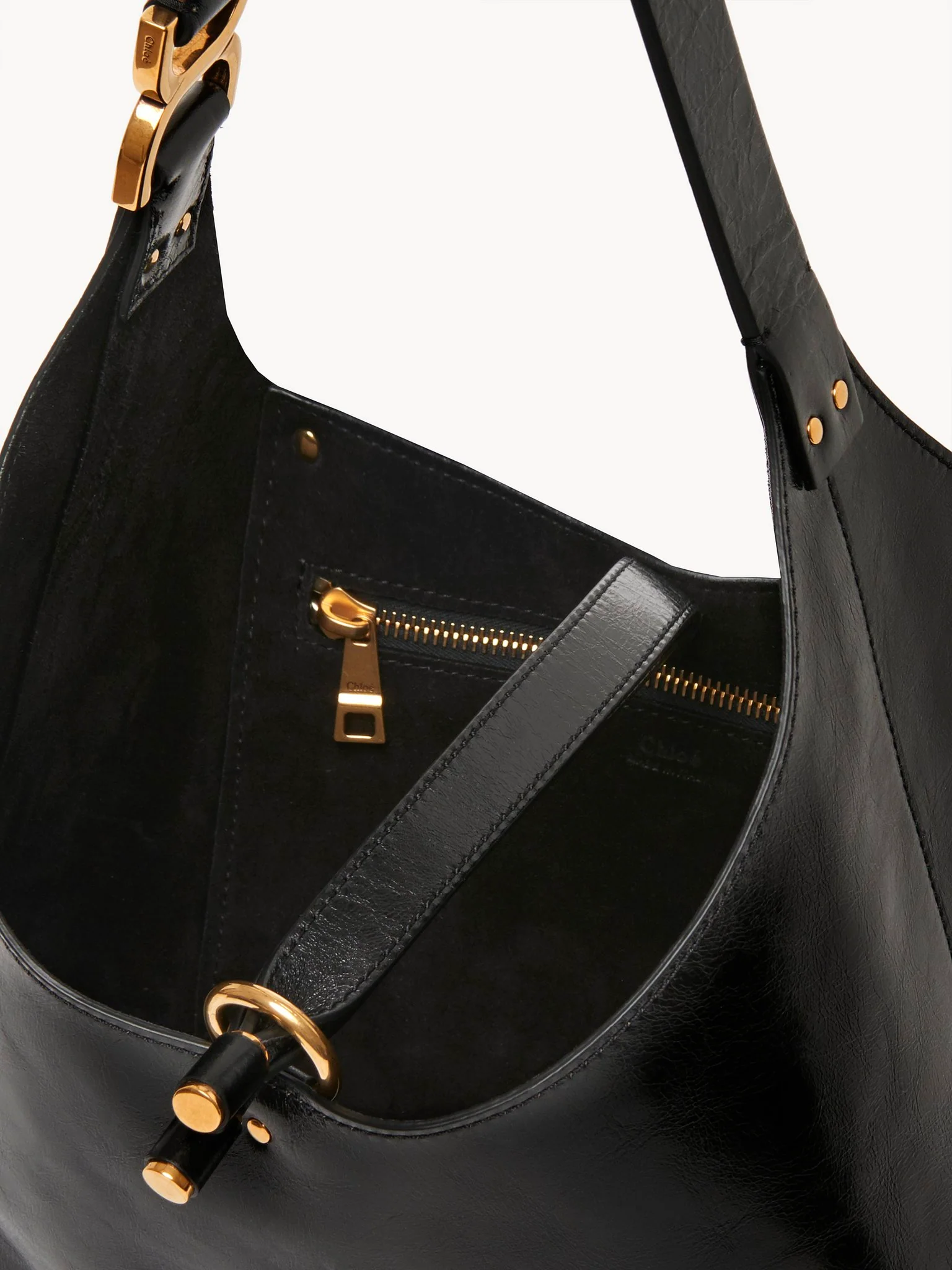 Chloé - Small Marcie hobo bag in shiny leather - Image 7