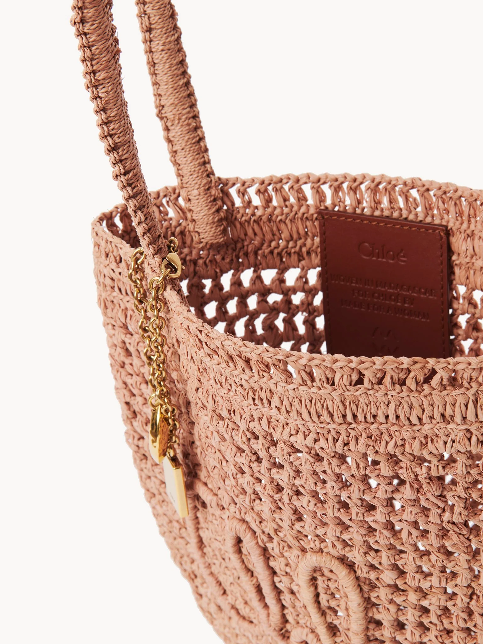 Chloé - Small Summer Banana tote bag in raffia - Image 7