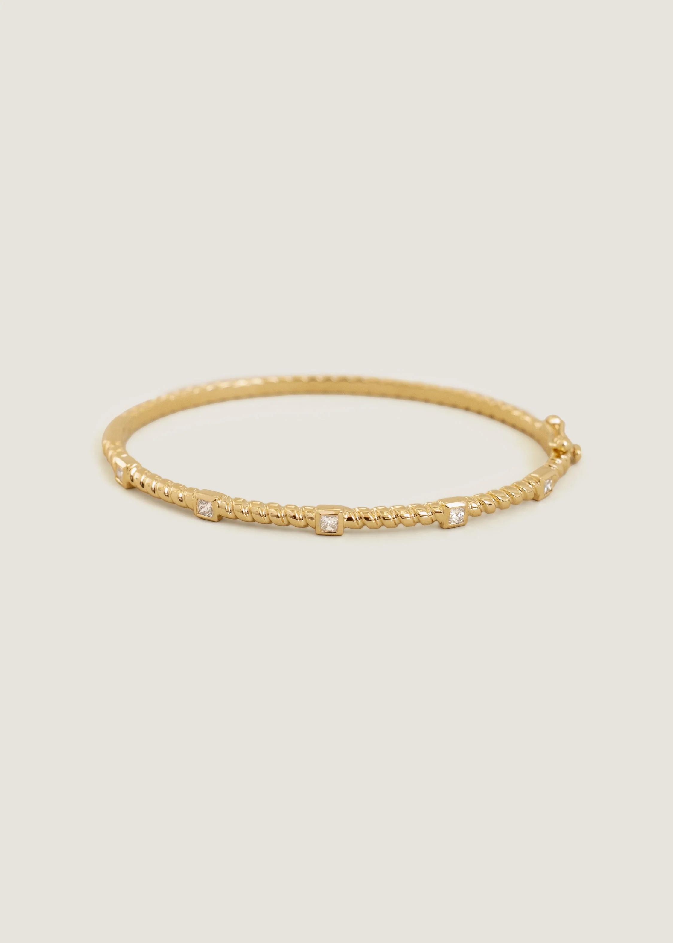 Kinn - Claudine Twist Bangle Bracelet Diamond