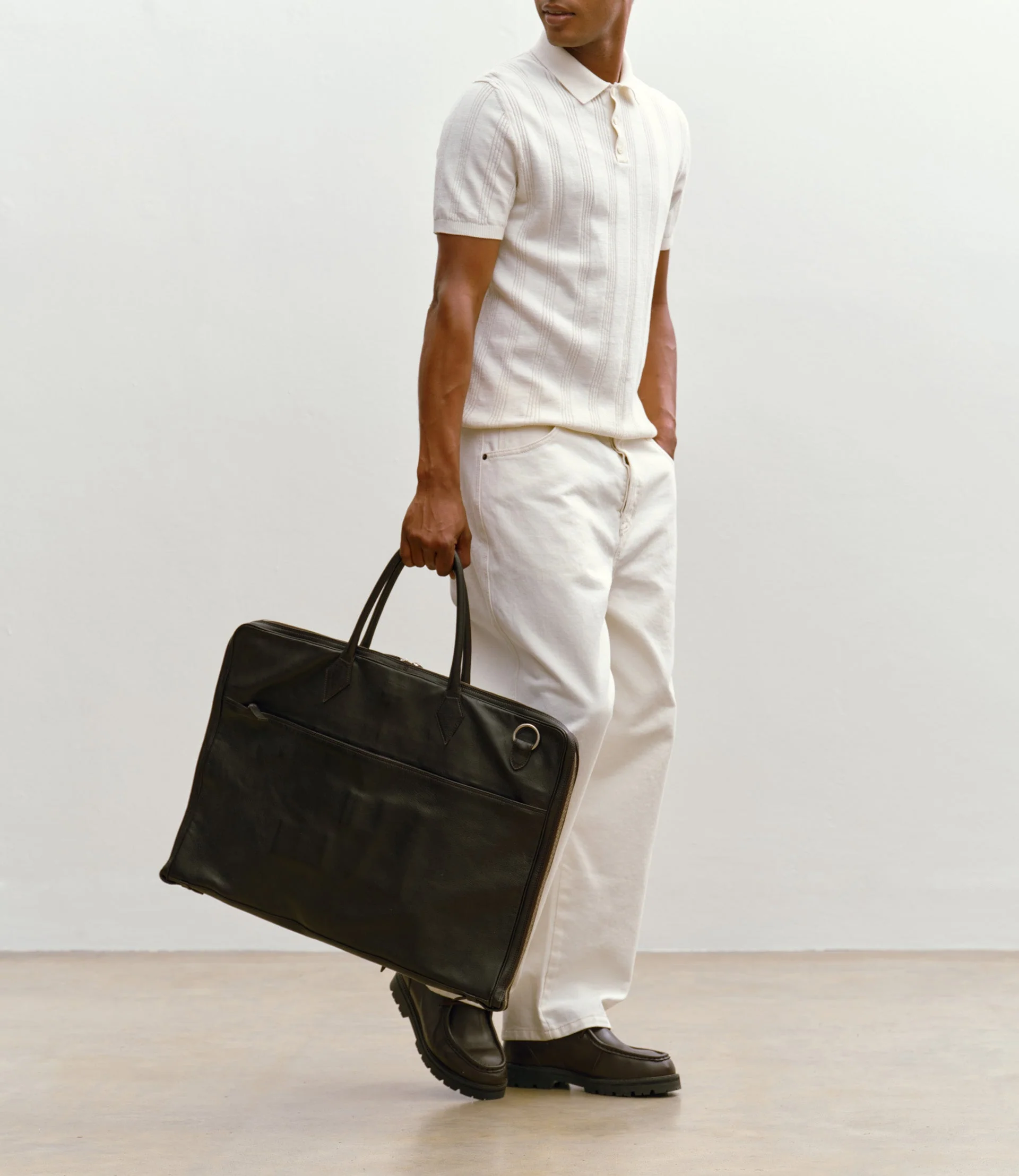 Metier - Closer Suit Carrier Buffalo Cacao - Image 2