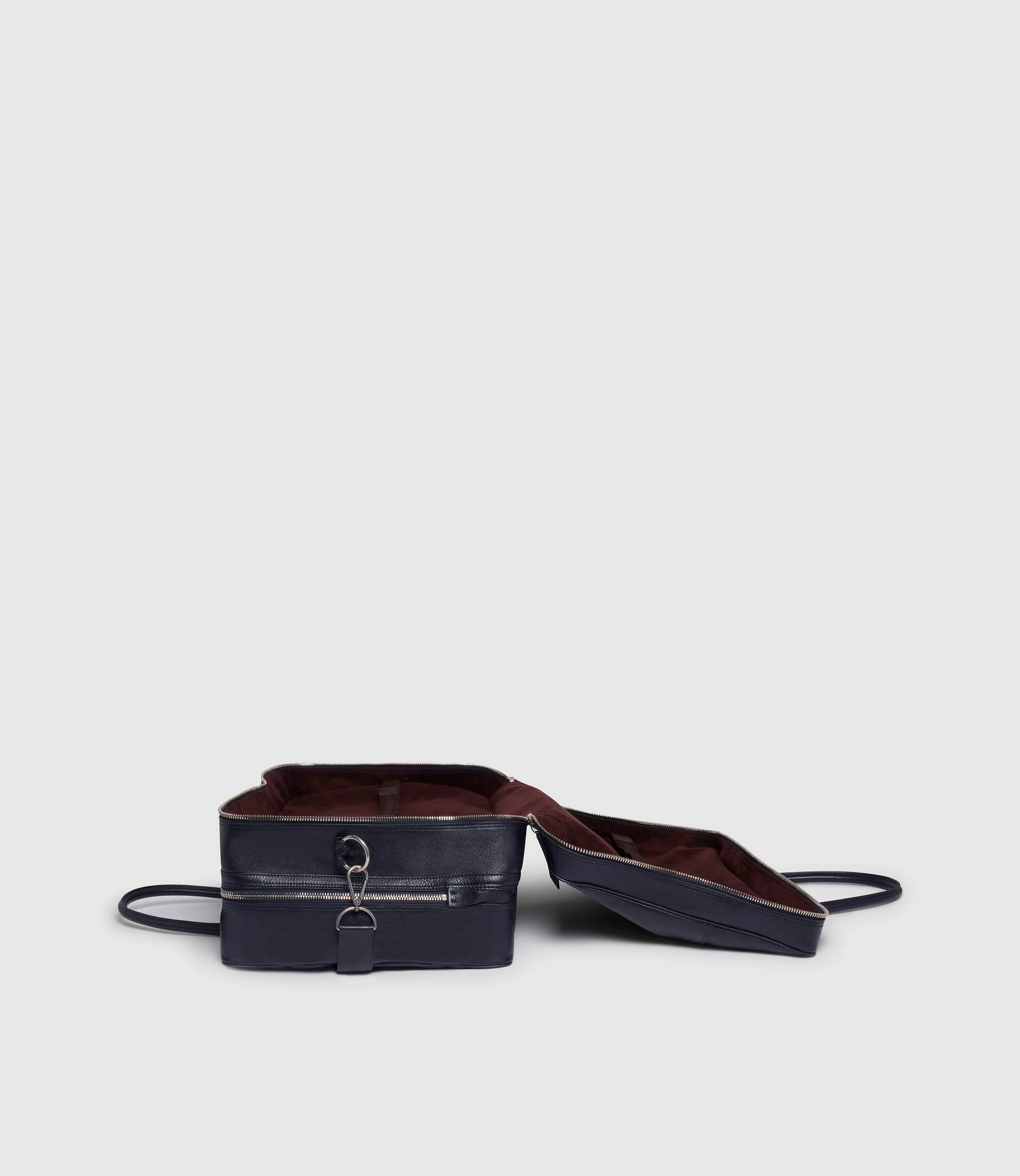 Metier - Closer Weekend Bag Buffalo Deep Navy - Image 3