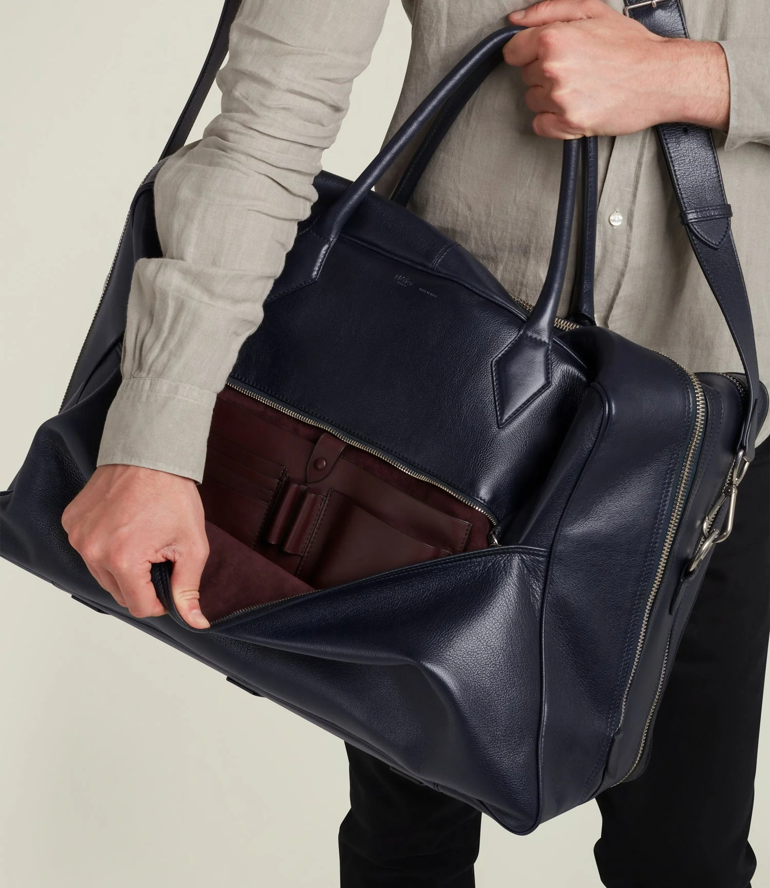 Metier - Closer Weekend Bag Buffalo Deep Navy - Image 6