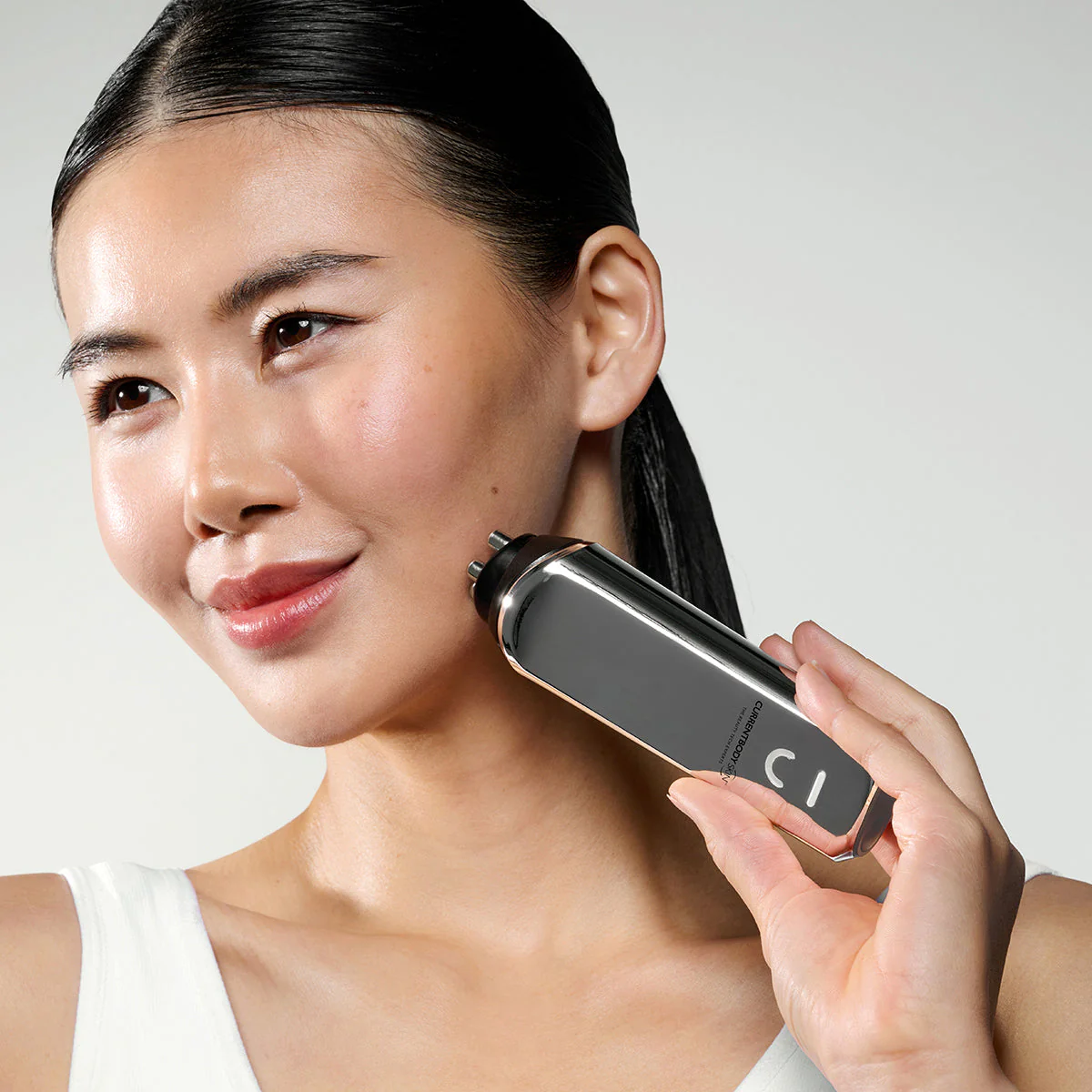 Currentbody - Skin RF Microneedling Treatment