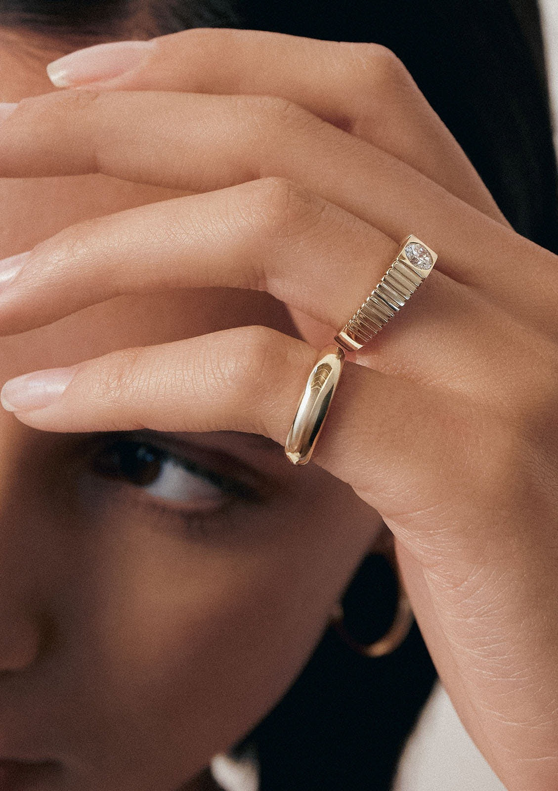 Kinn - Dare To Love Classic Hollow Dome Ring Gold - Image 2