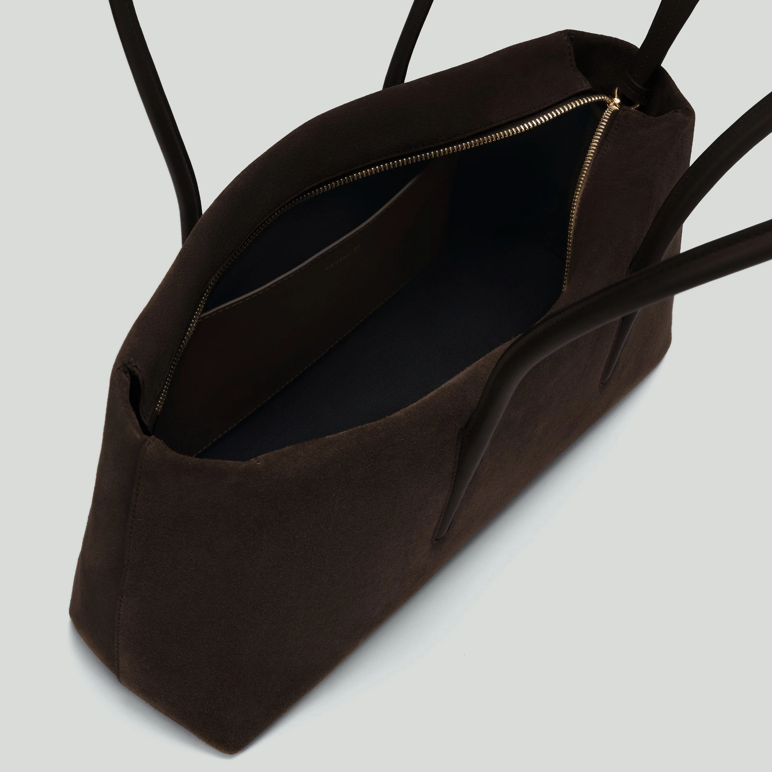 Demellier London - The Stockholm Shoulder - Image 4