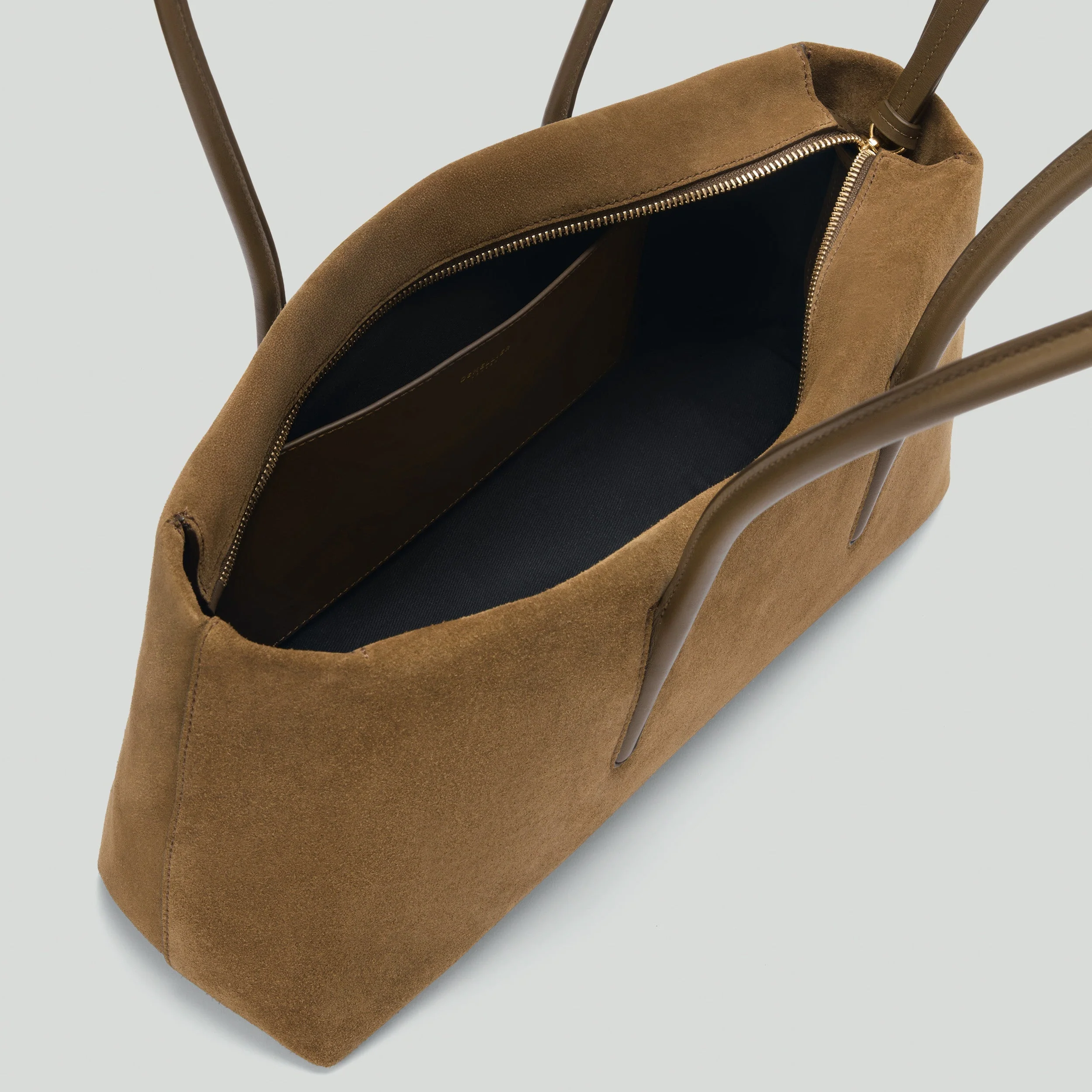 Demellier London - The Stockholm Shoulder - Image 3