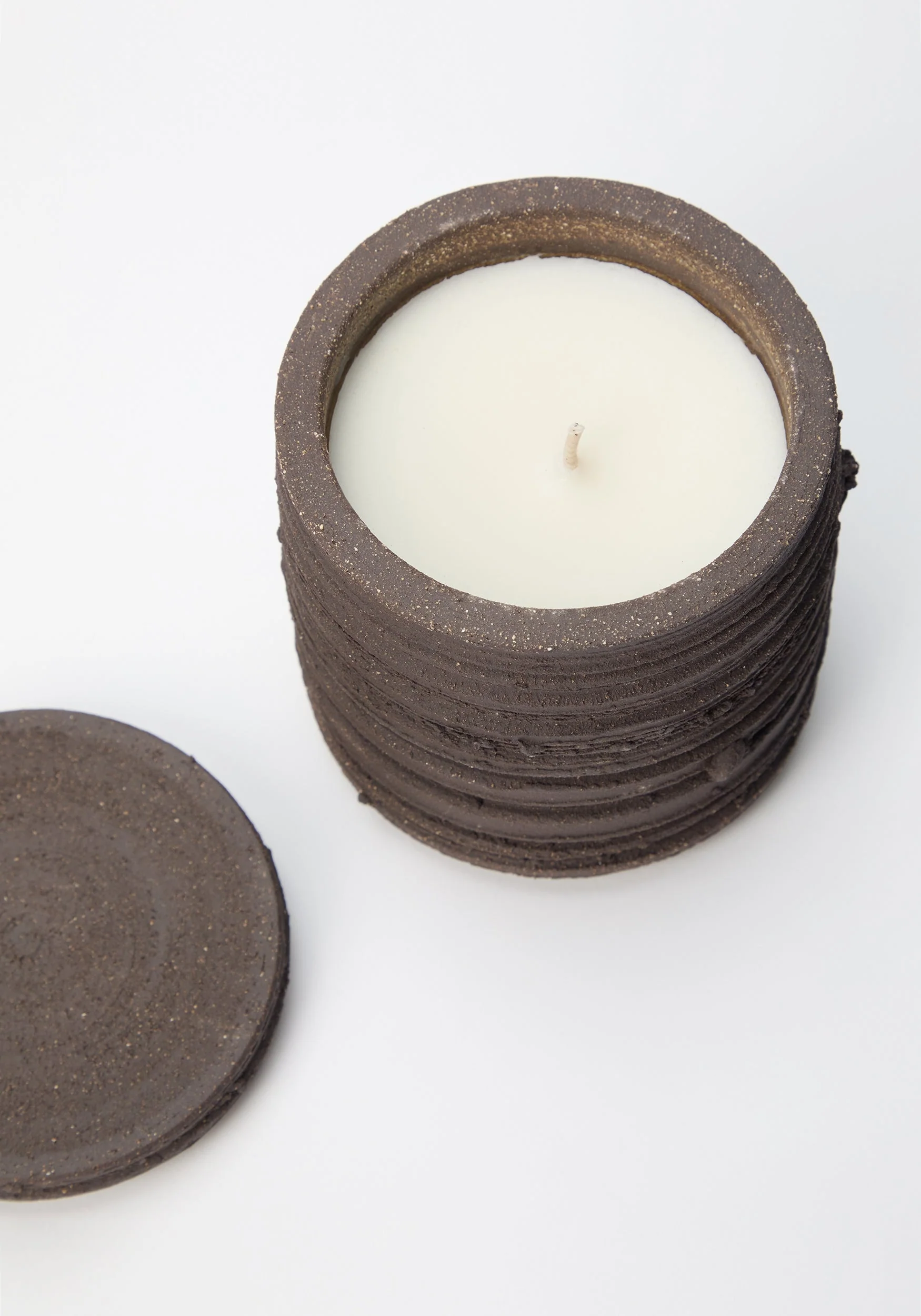 ROHE - Diplomatico Scented Candle | soil - Image 2