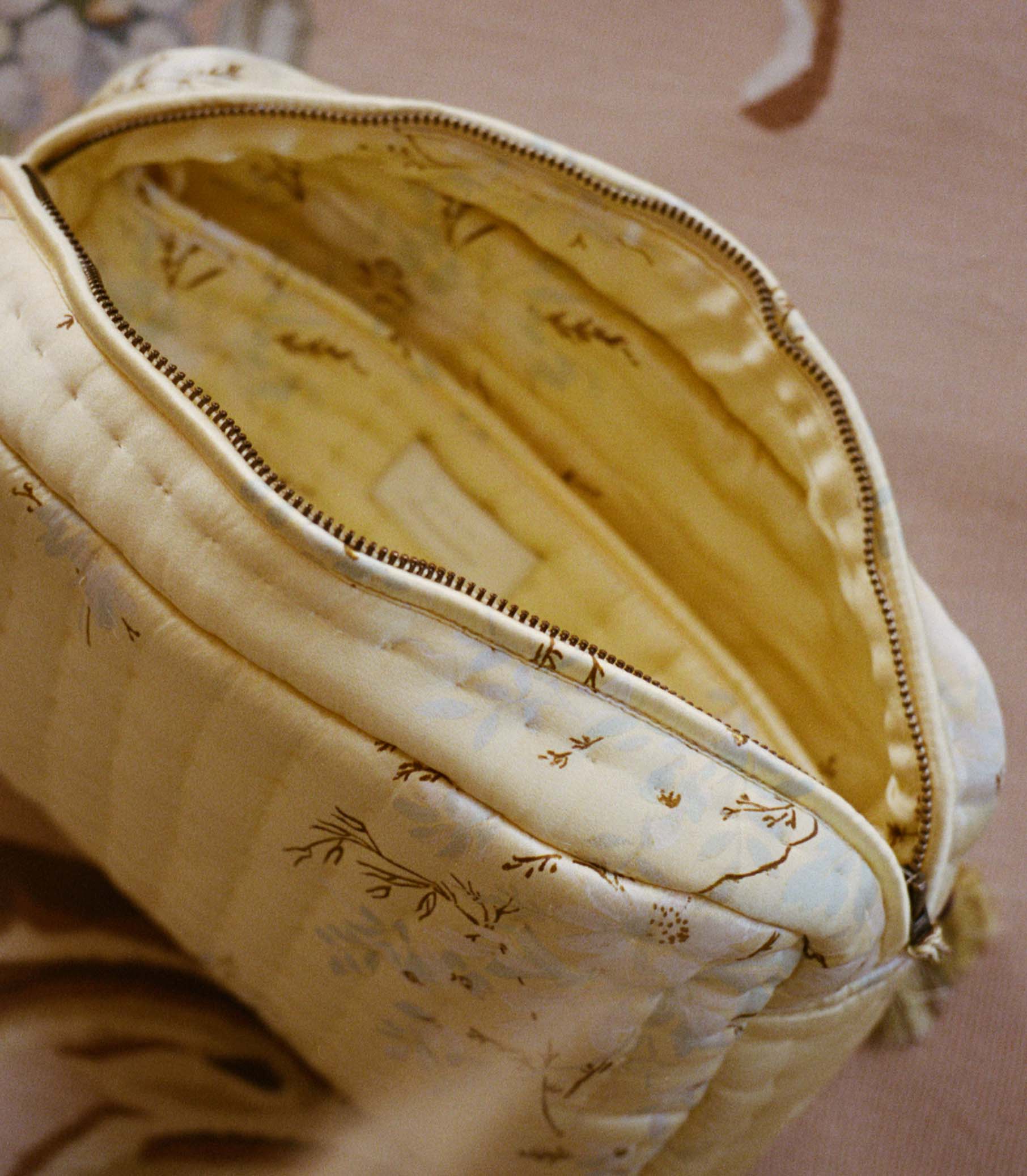 DOEN - ANNIVERSARY GRANDE QUINCE POUCH - Image 2