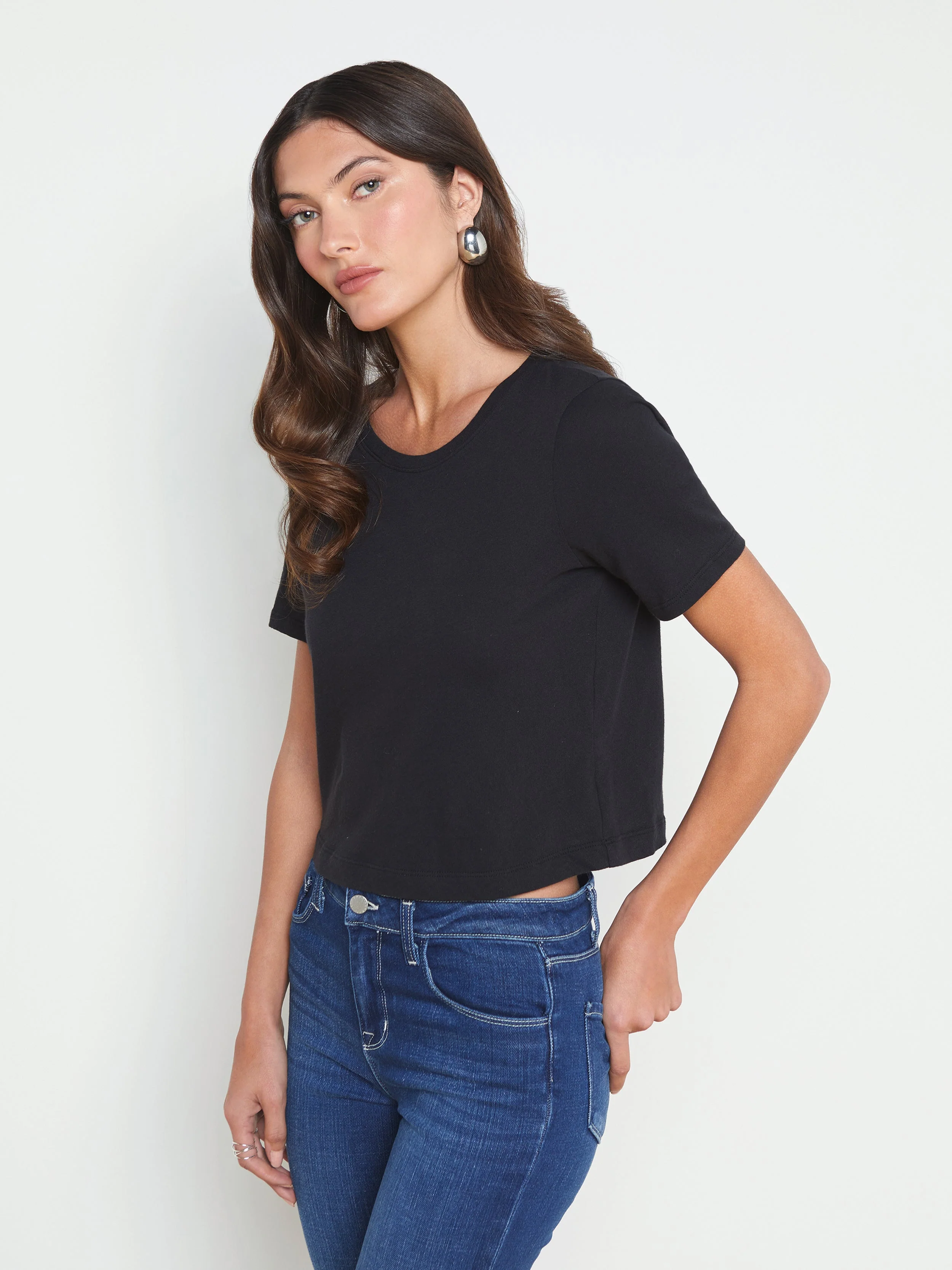 L'AGENCE - Donna Cotton Cropped Tee - Image 3