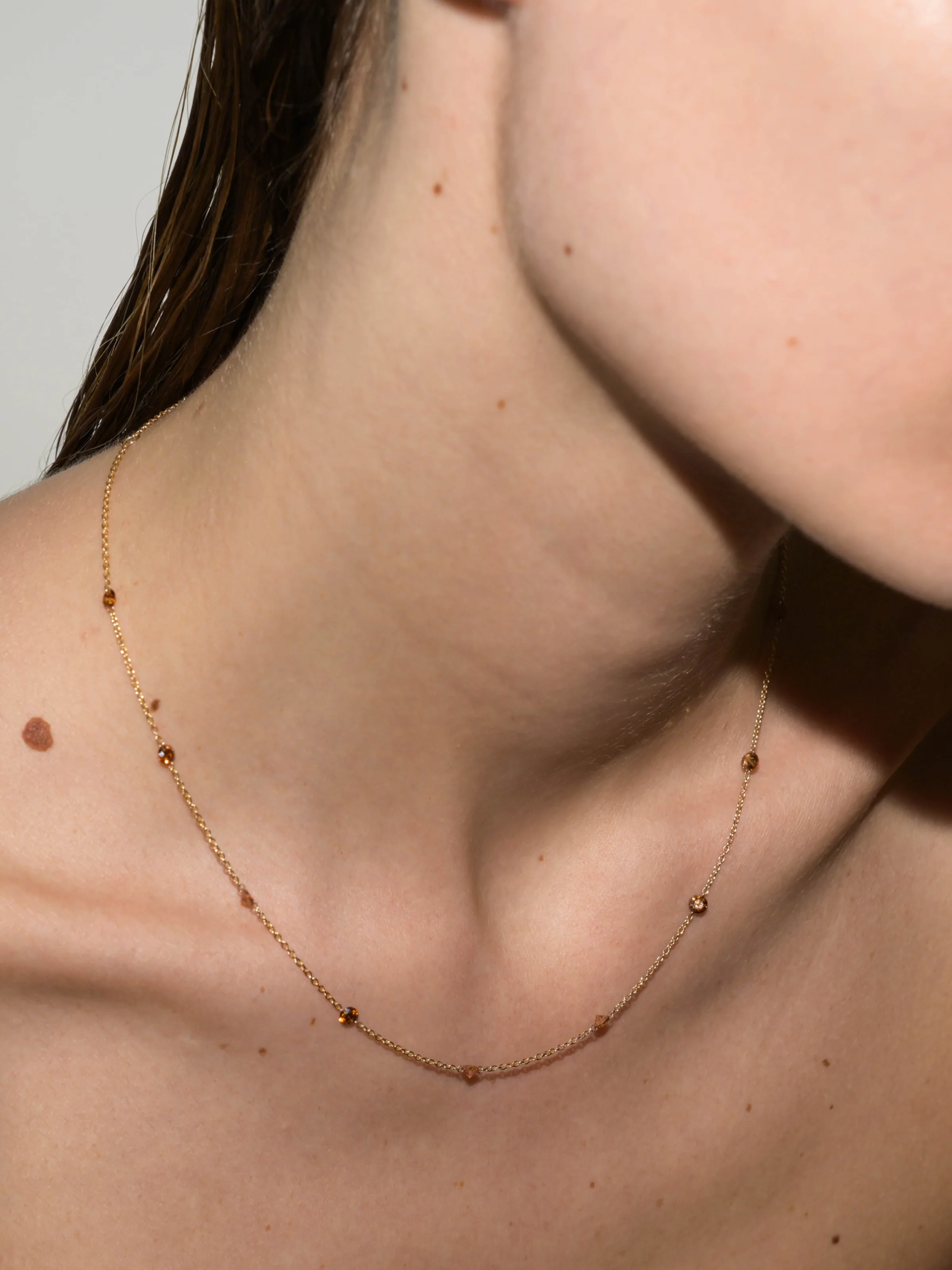 Dorsey - 14K ROUND - CUT FLOATING NECKLACE IN AMBER LAB DIAMOND, 14K YELLOW GOLD - Image 3