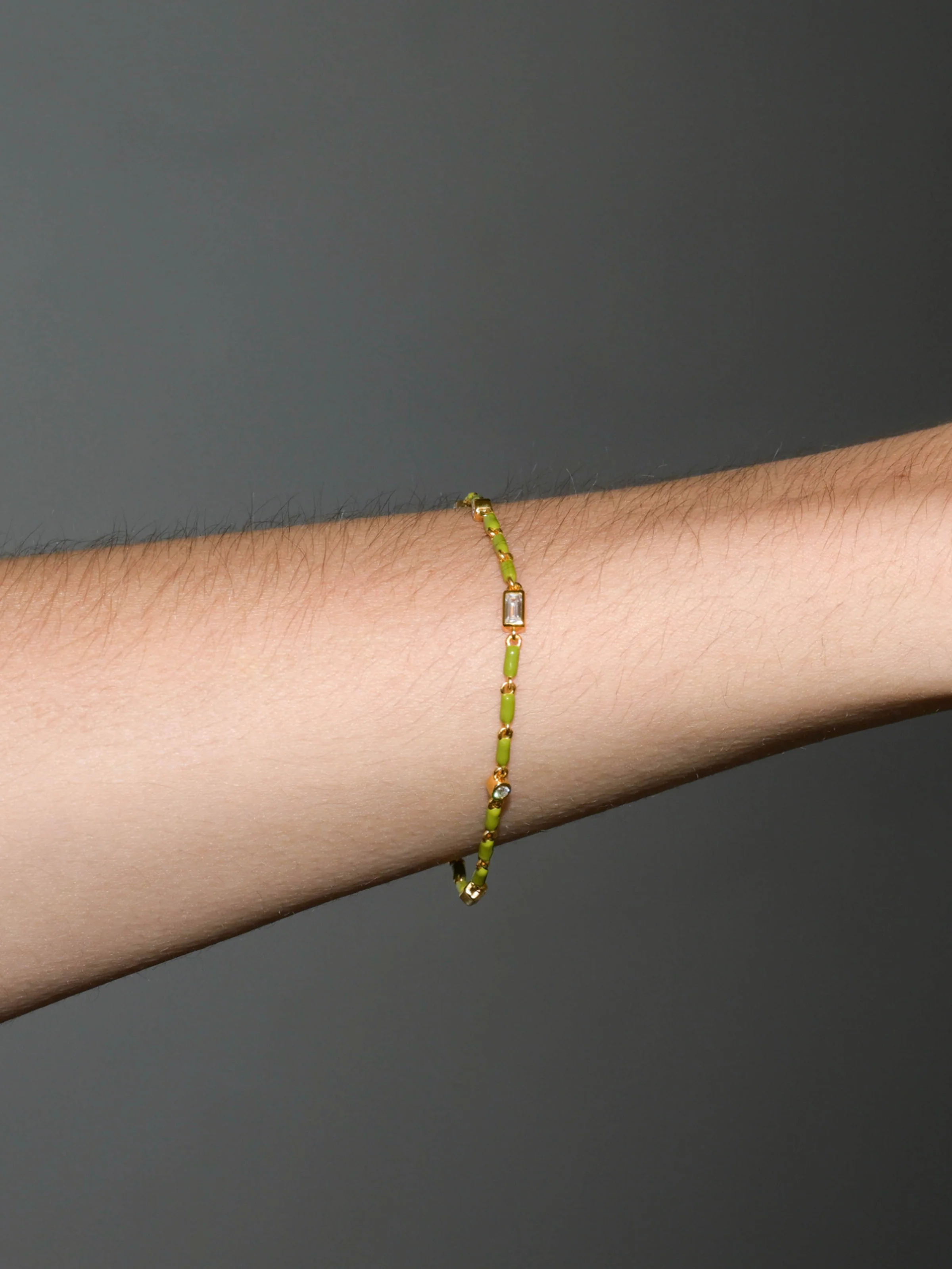 Dorsey - ENAMEL MOISSANITE BRACELET IN OLIVE, 18K GOLD VERMEIL - Image 2