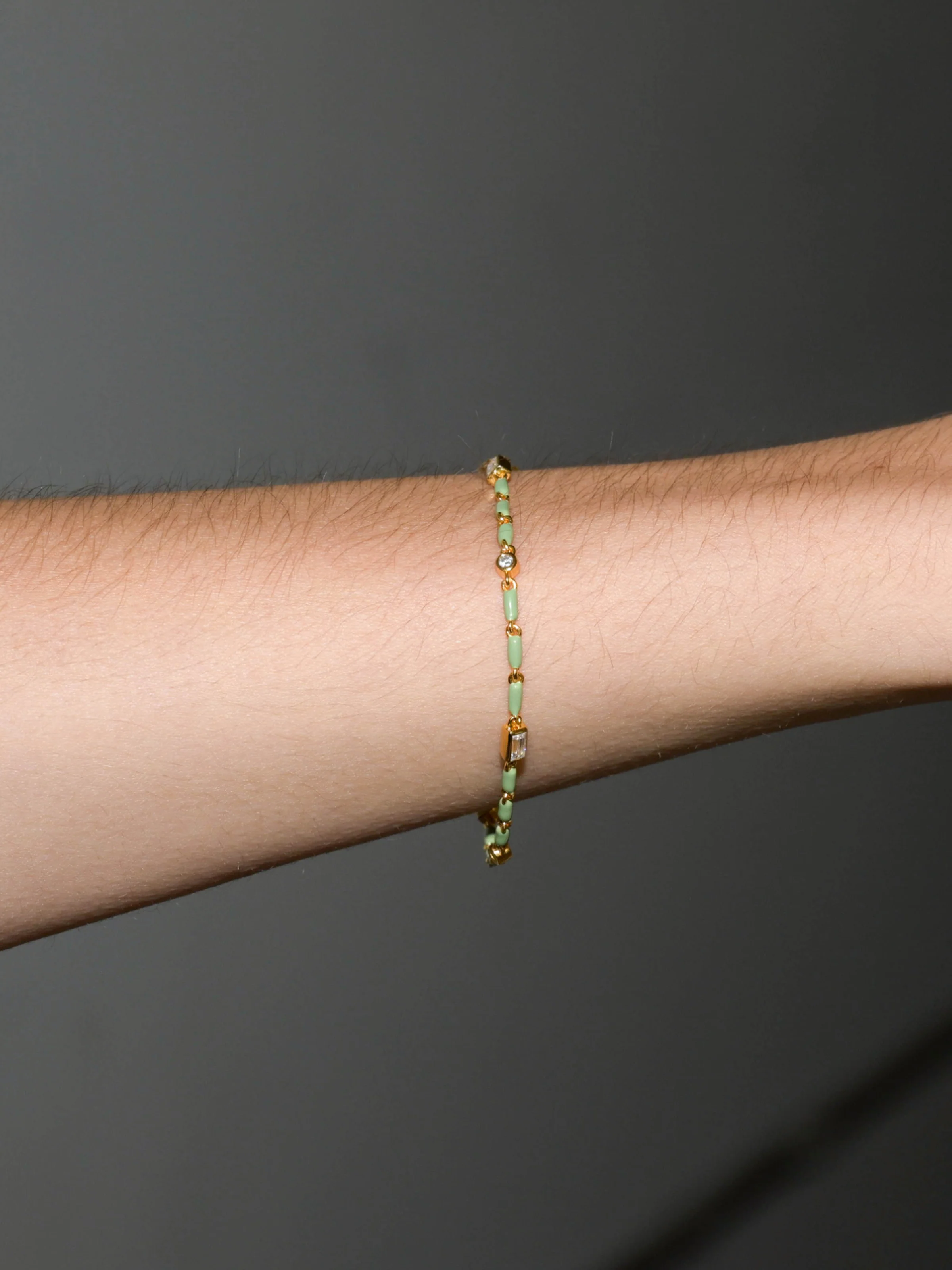 Dorsey - ENAMEL MOISSANITE BRACELET IN SAUGE, 18K GOLD VERMEIL - Image 2
