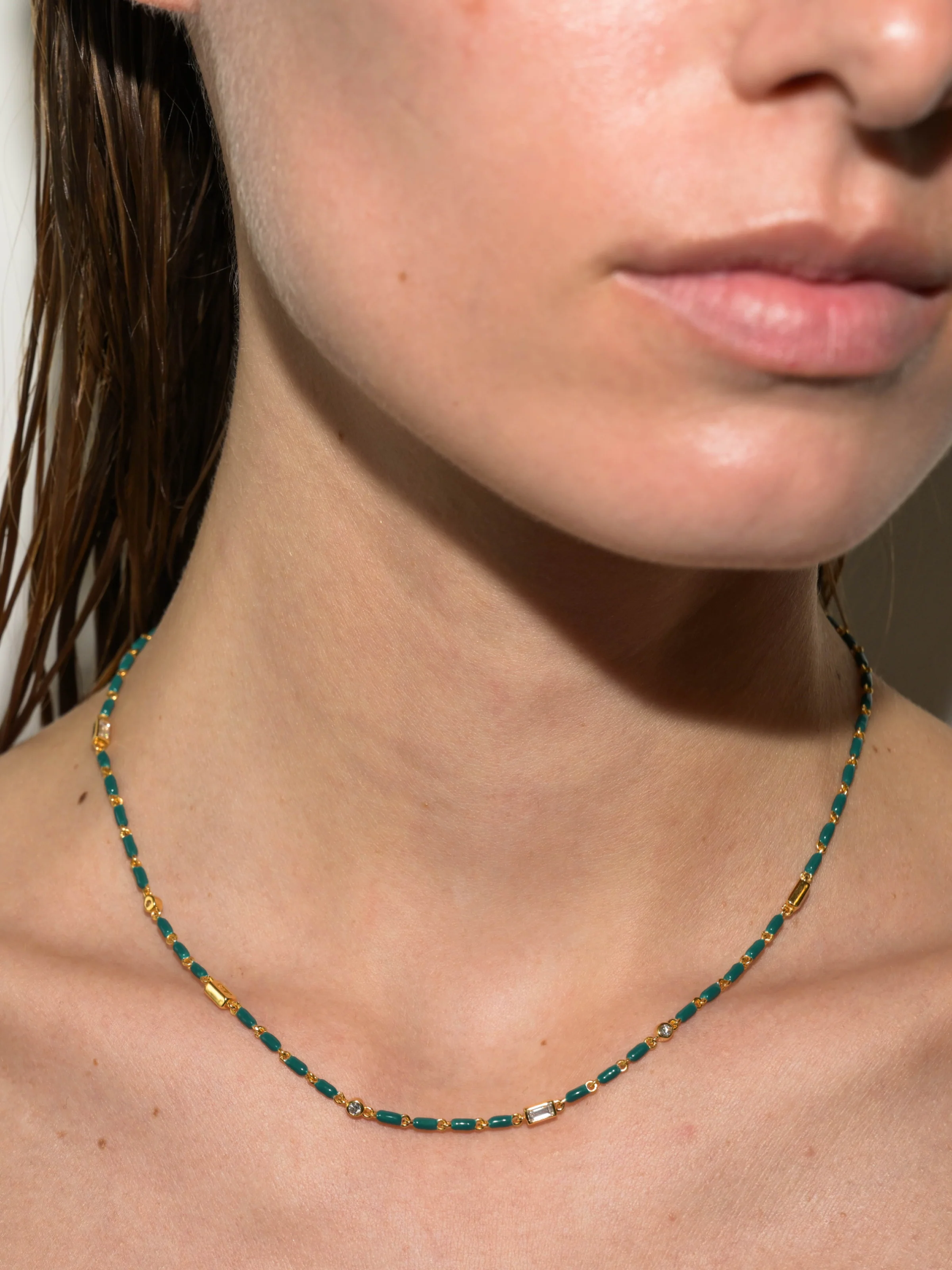 Dorsey - ENAMEL MOISSANITE NECKLACE IN SARCELLE, 18K GOLD VERMEIL - Image 3