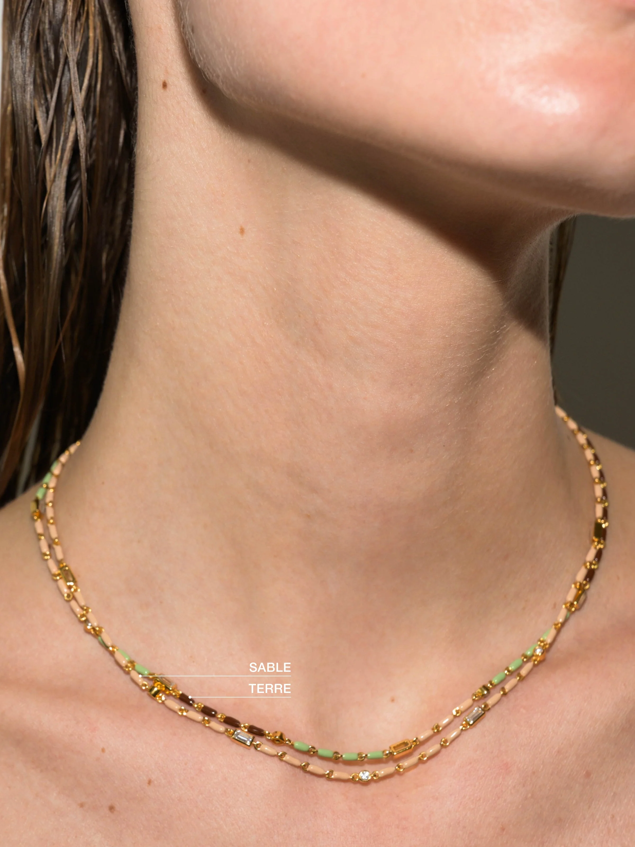 Dorsey - ENAMEL MOISSANITE NECKLACE IN TERRE, 18K GOLD VERMEIL - Image 4