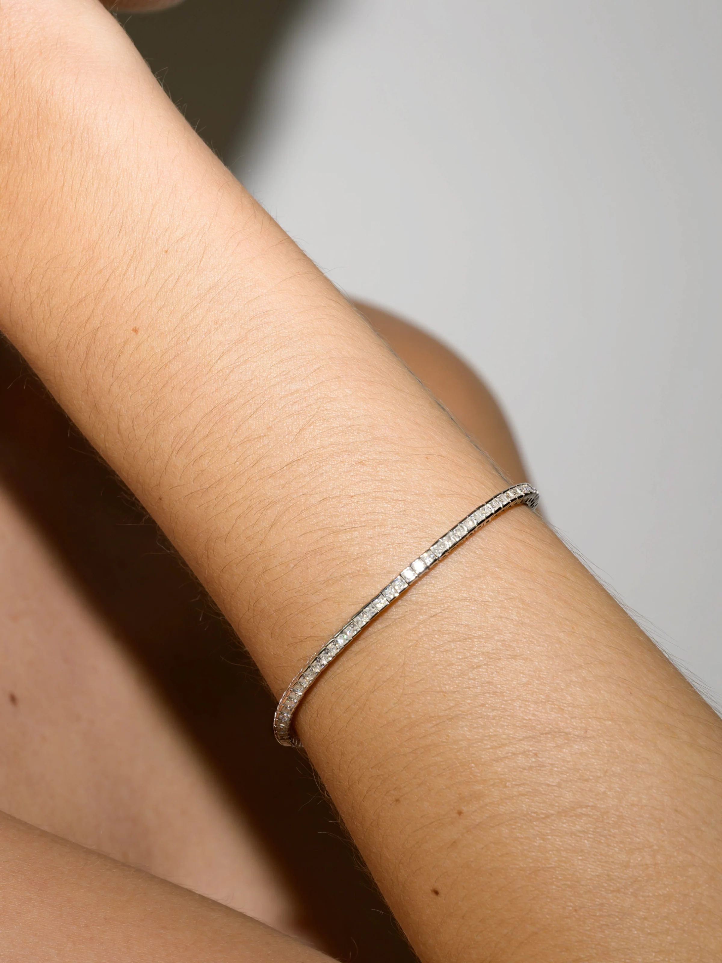 Dorsey - PRINCESS - CUT RIVIÈRE BRACELET IN 2MM MOISSANITE, STERLING SILVER - Image 3