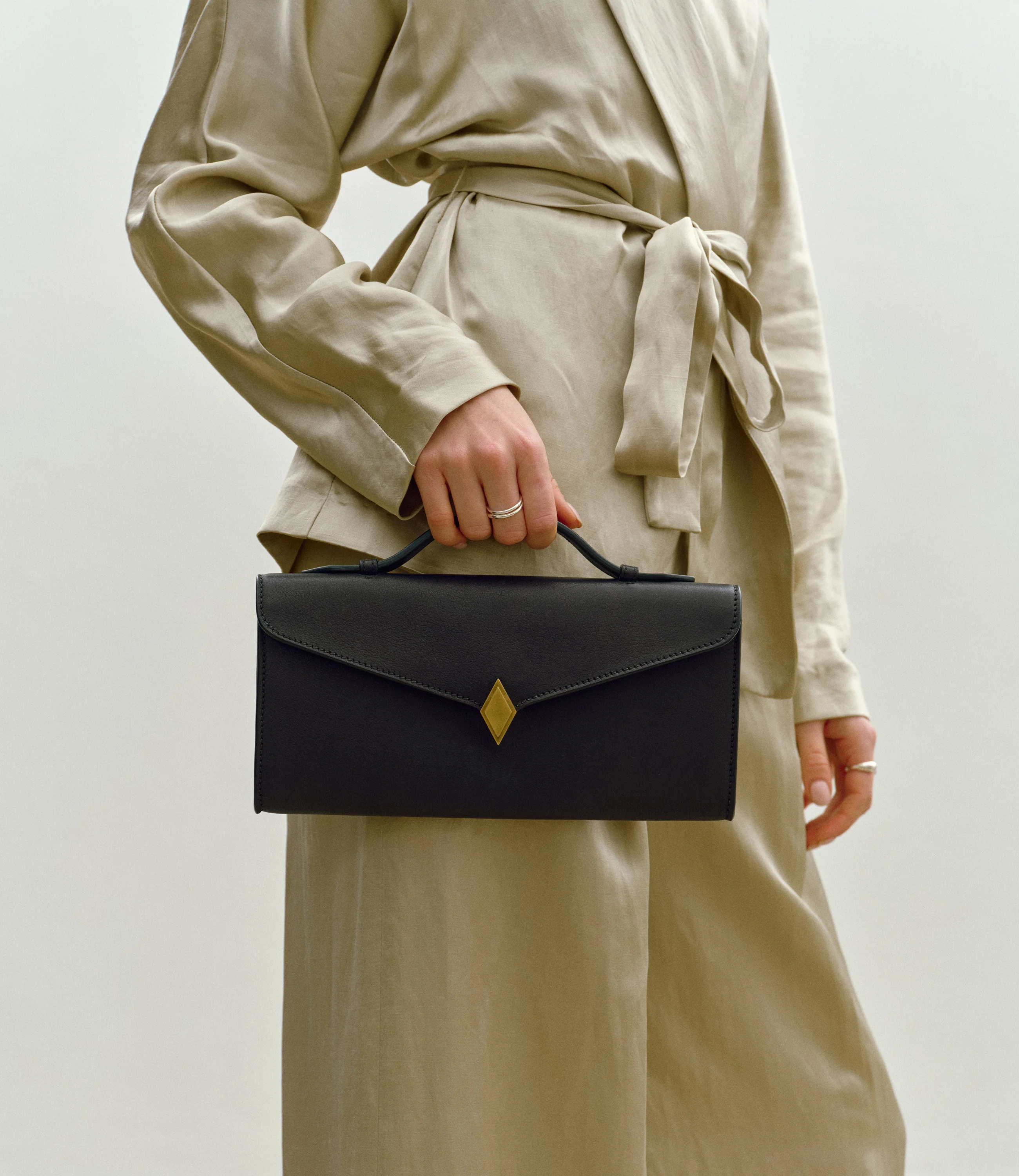 Metier - Edge Clutch Supple Calfskin Black - Image 4