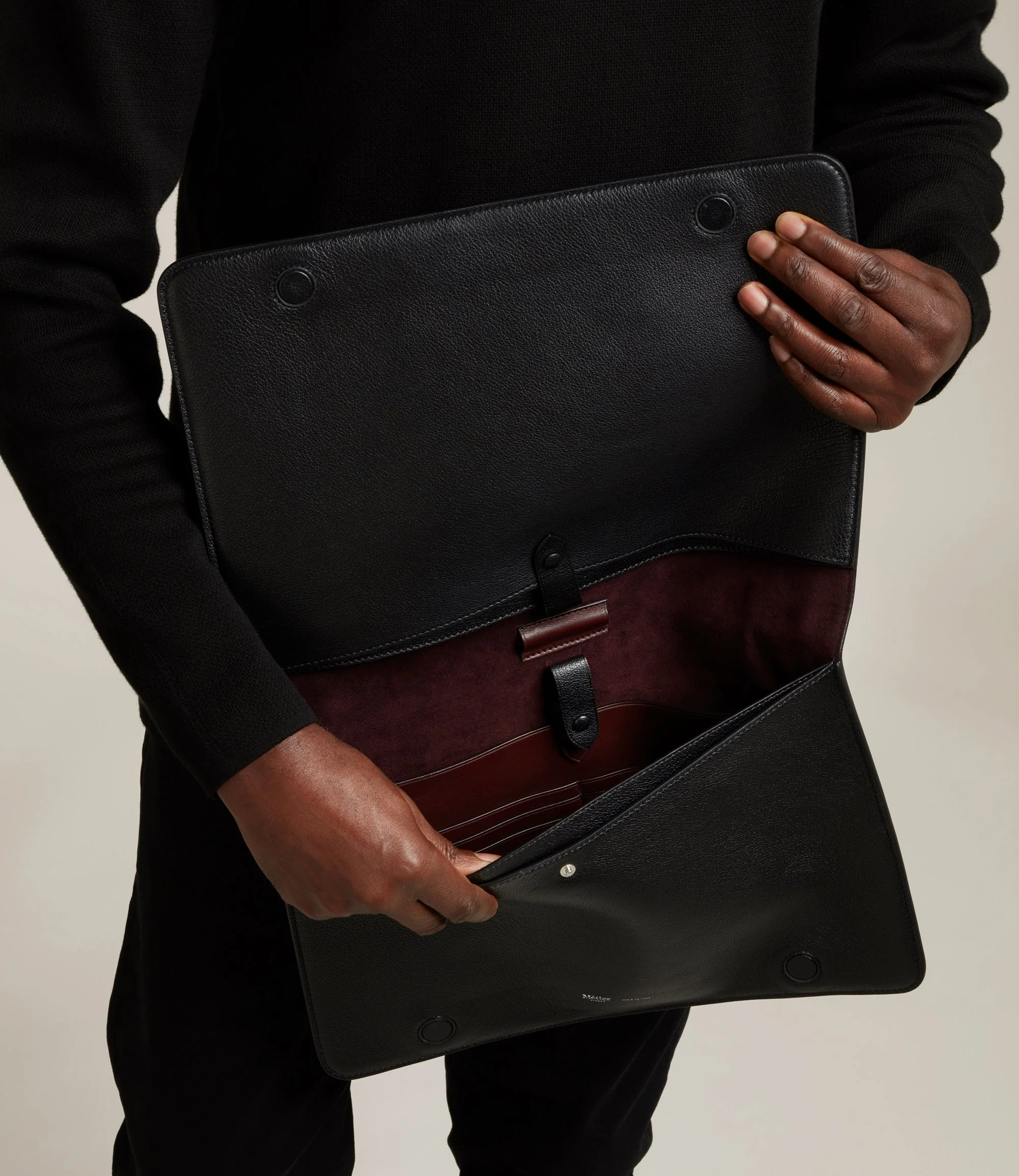 Metier - Editor Portfolio Buffalo Black - Image 3