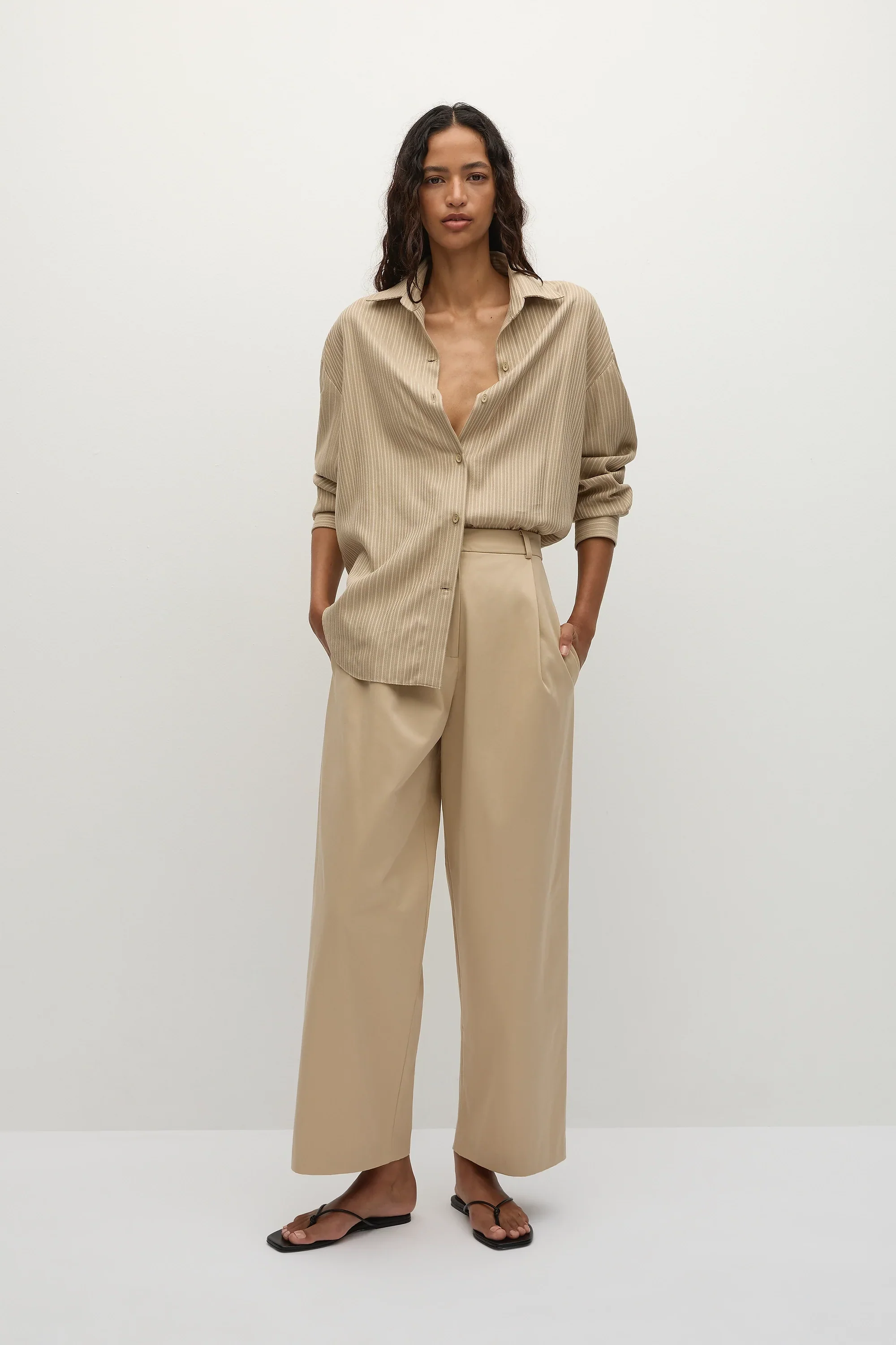 Faithfull - En Vau Oversized Shirt Pinstripe Fawn White - Final Sale - Image 4