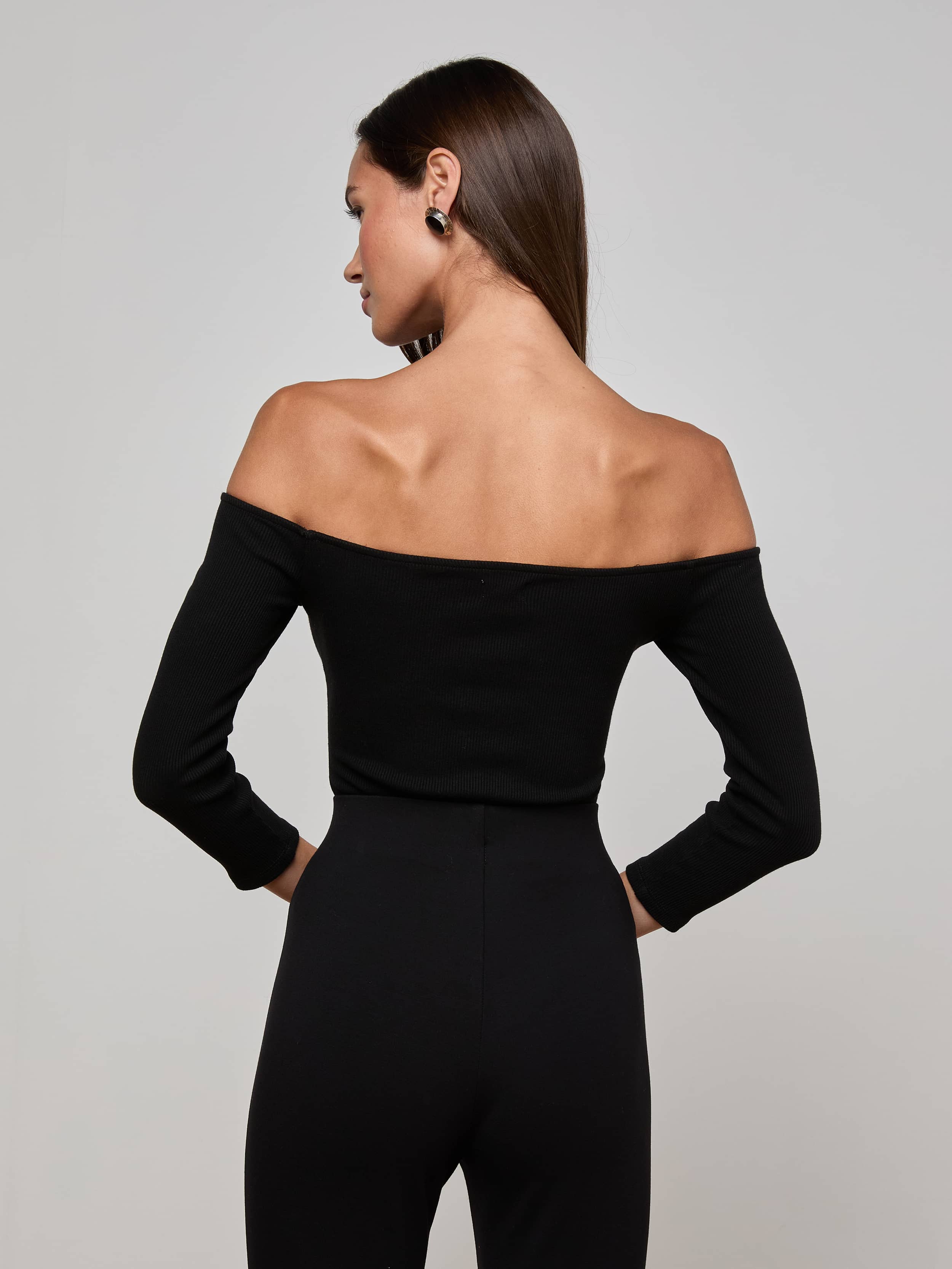 L'AGENCE - Evelyn Off - The - Shoulder Bodysuit - Image 4