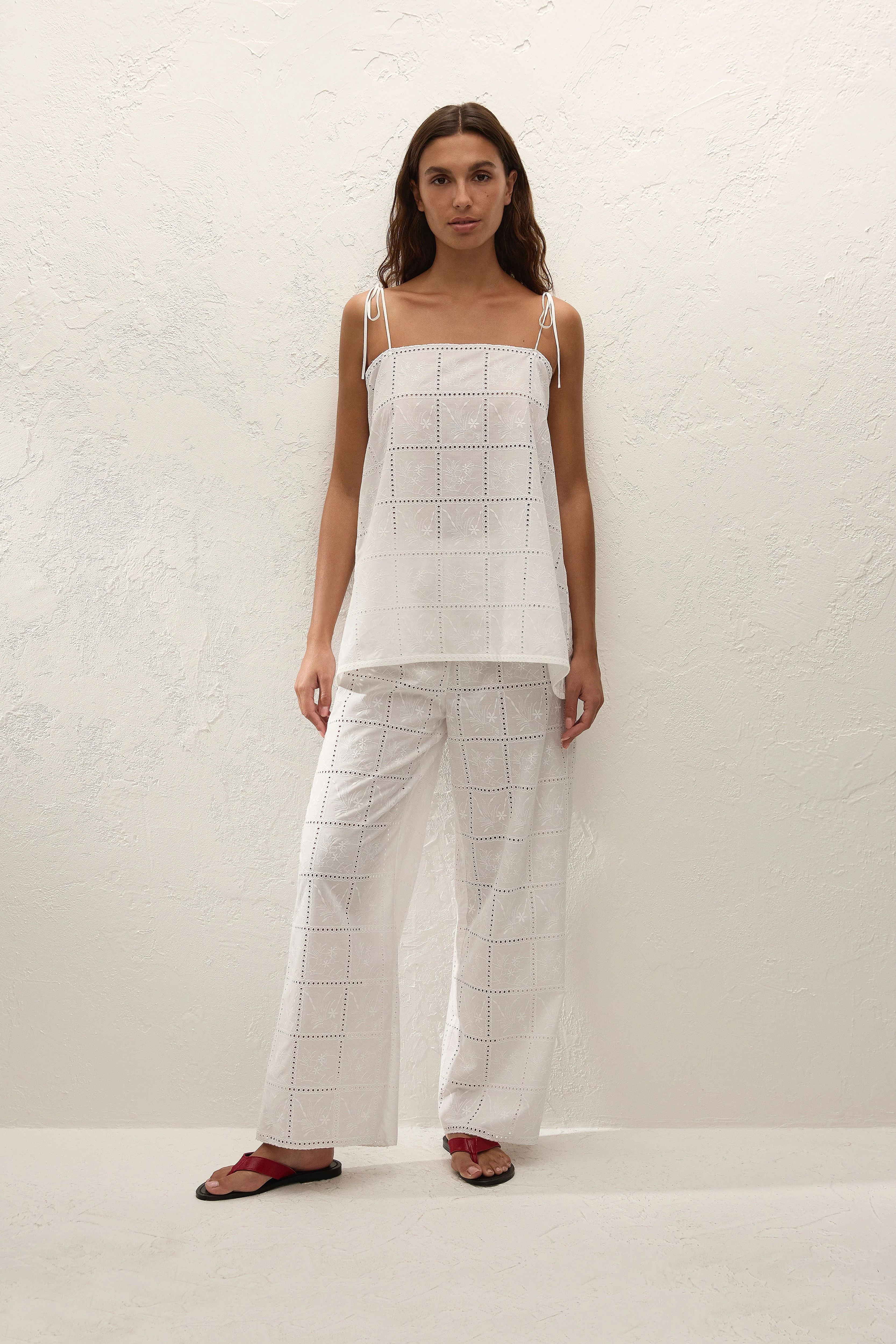 Faithfull - Mora Top Handkerchief Broderie White