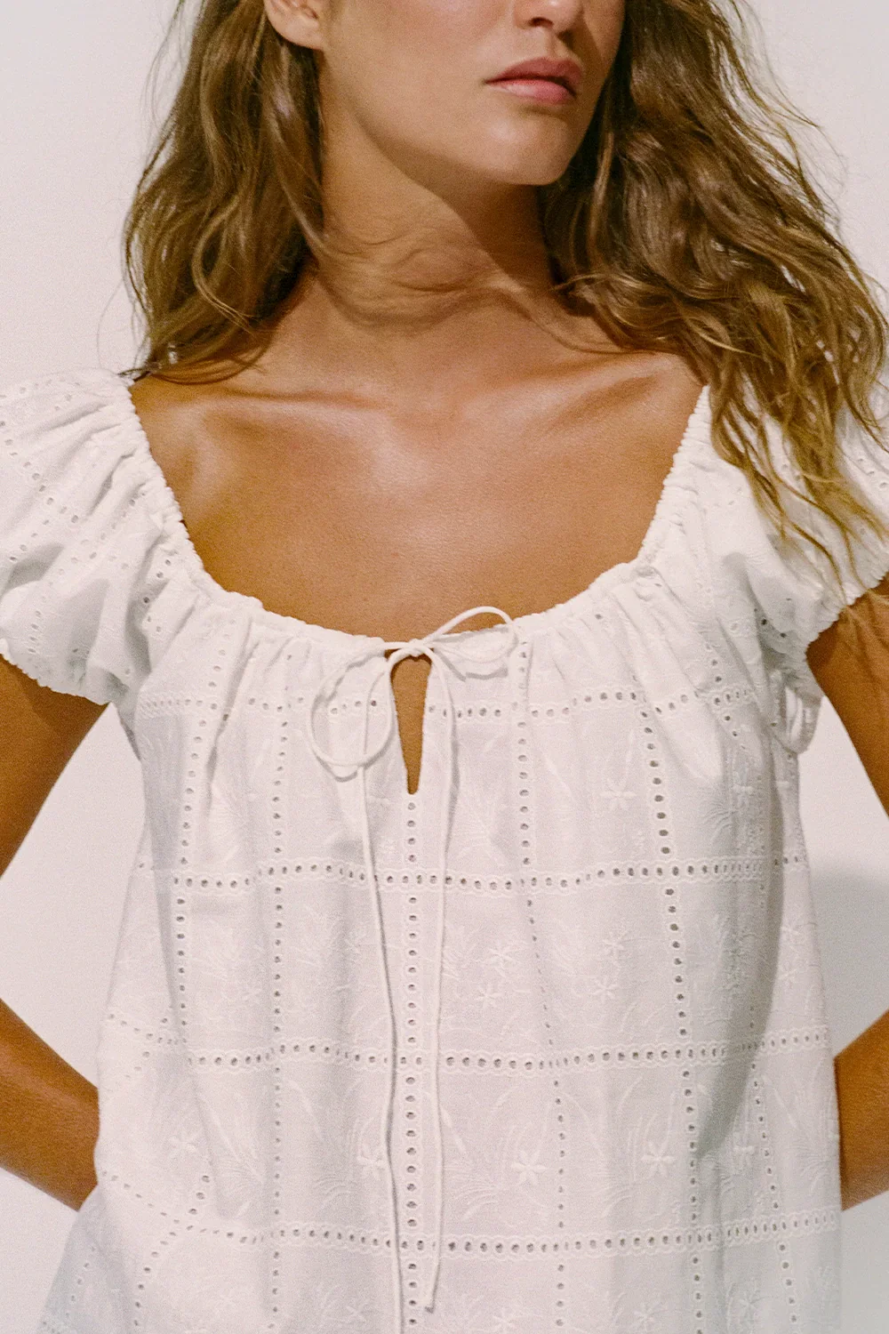 Faithfull - Serafina Mini Dress Handkerchief Broderie White - Image 2