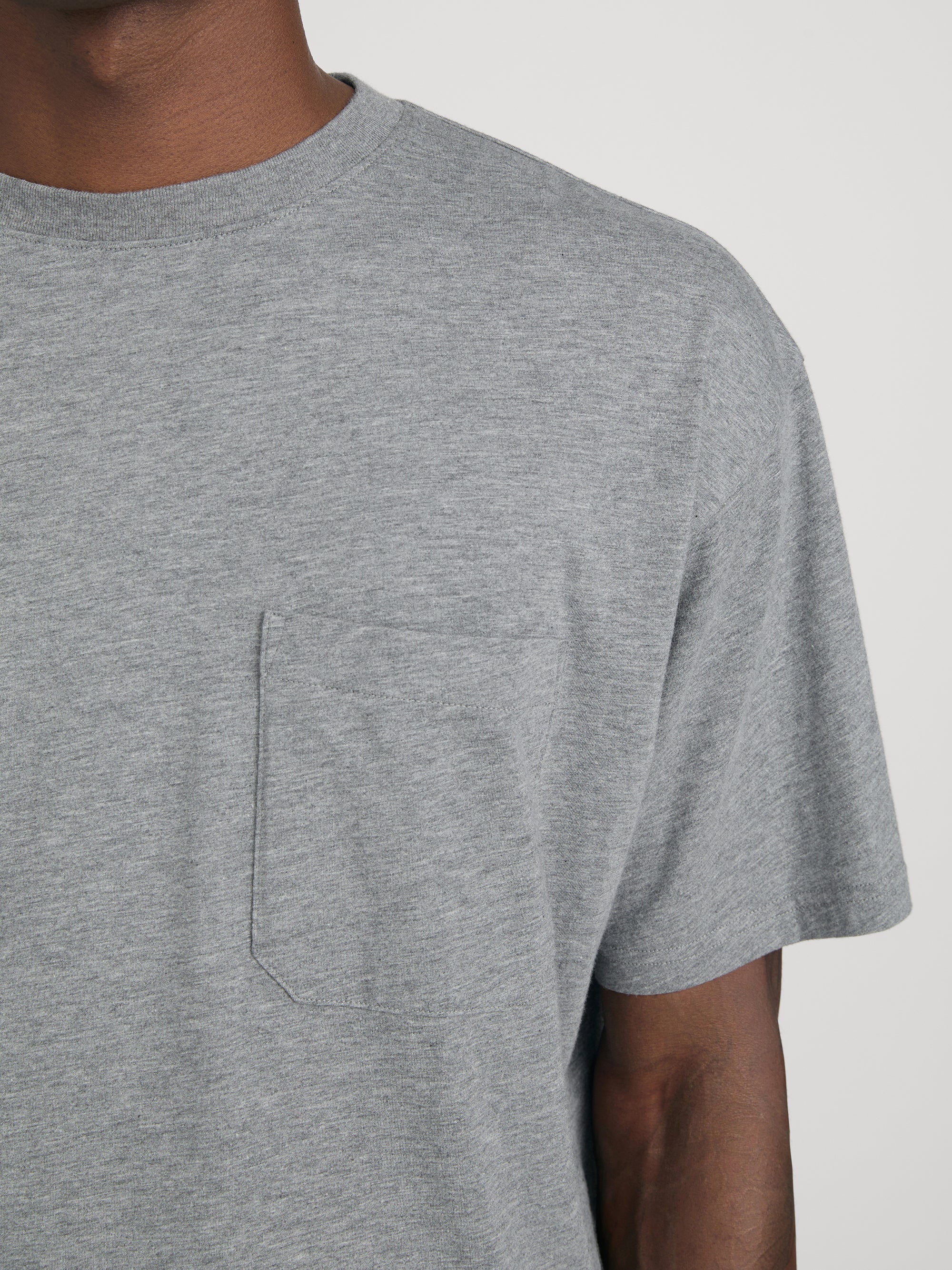 FRAME - Relaxed Pocket Tee - Image 4