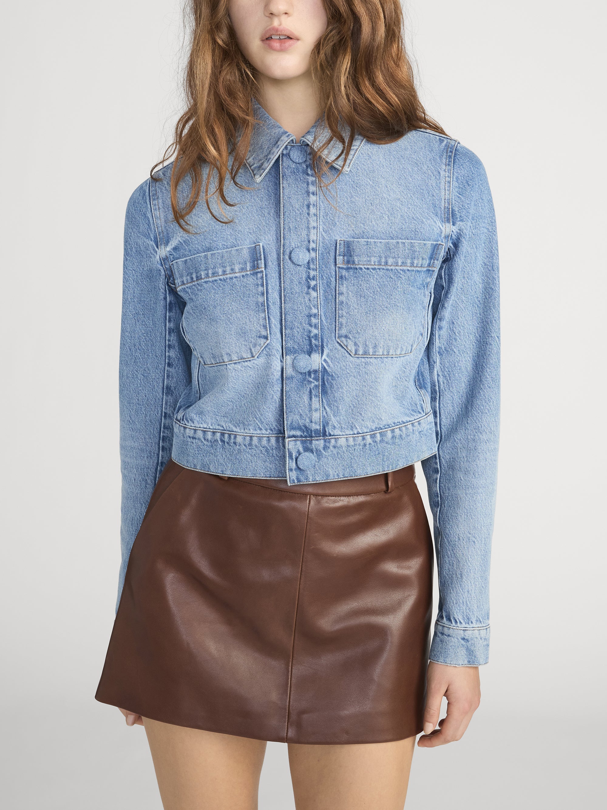 FRAME - The Small Denim Jacket - Image 3