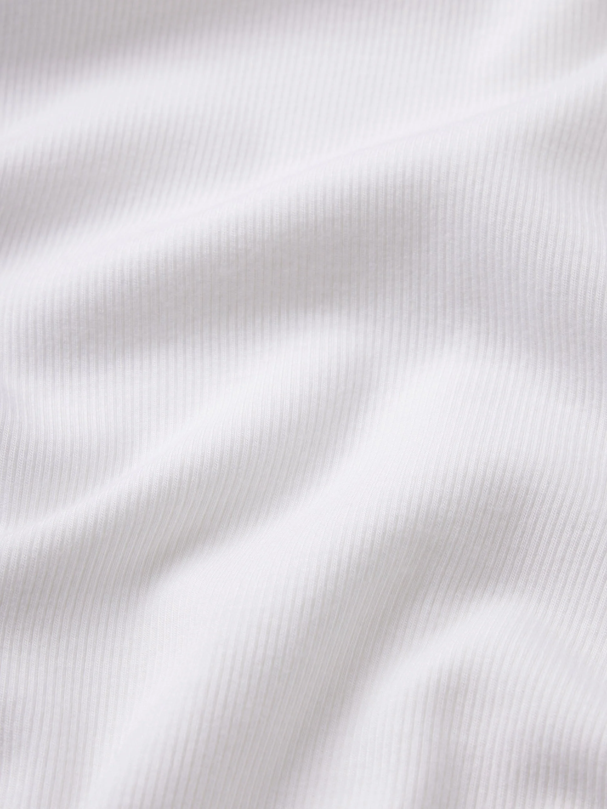FRAME - The Sporty V Neck Top - Image 4